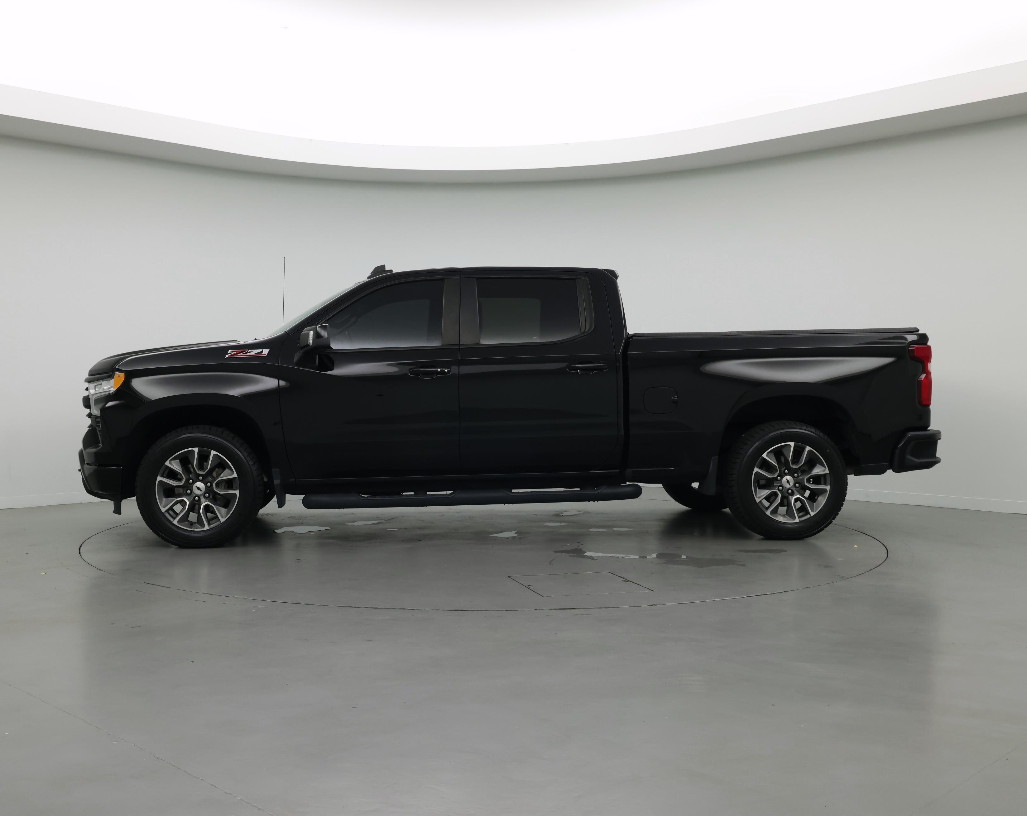 Thumbnail: 2023 Chevrolet Silverado 1500 - 3
