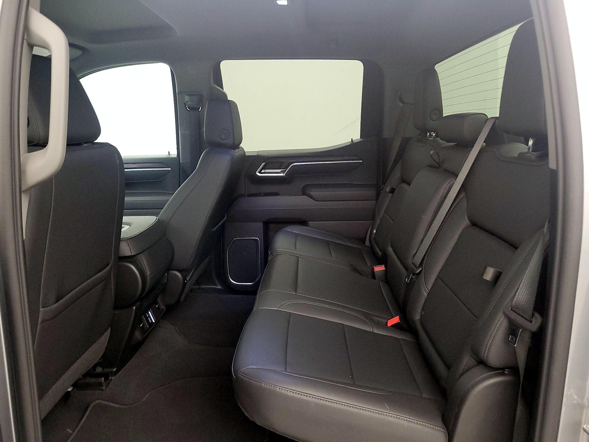 Thumbnail: 2026 GMC Sierra 1500 - 18