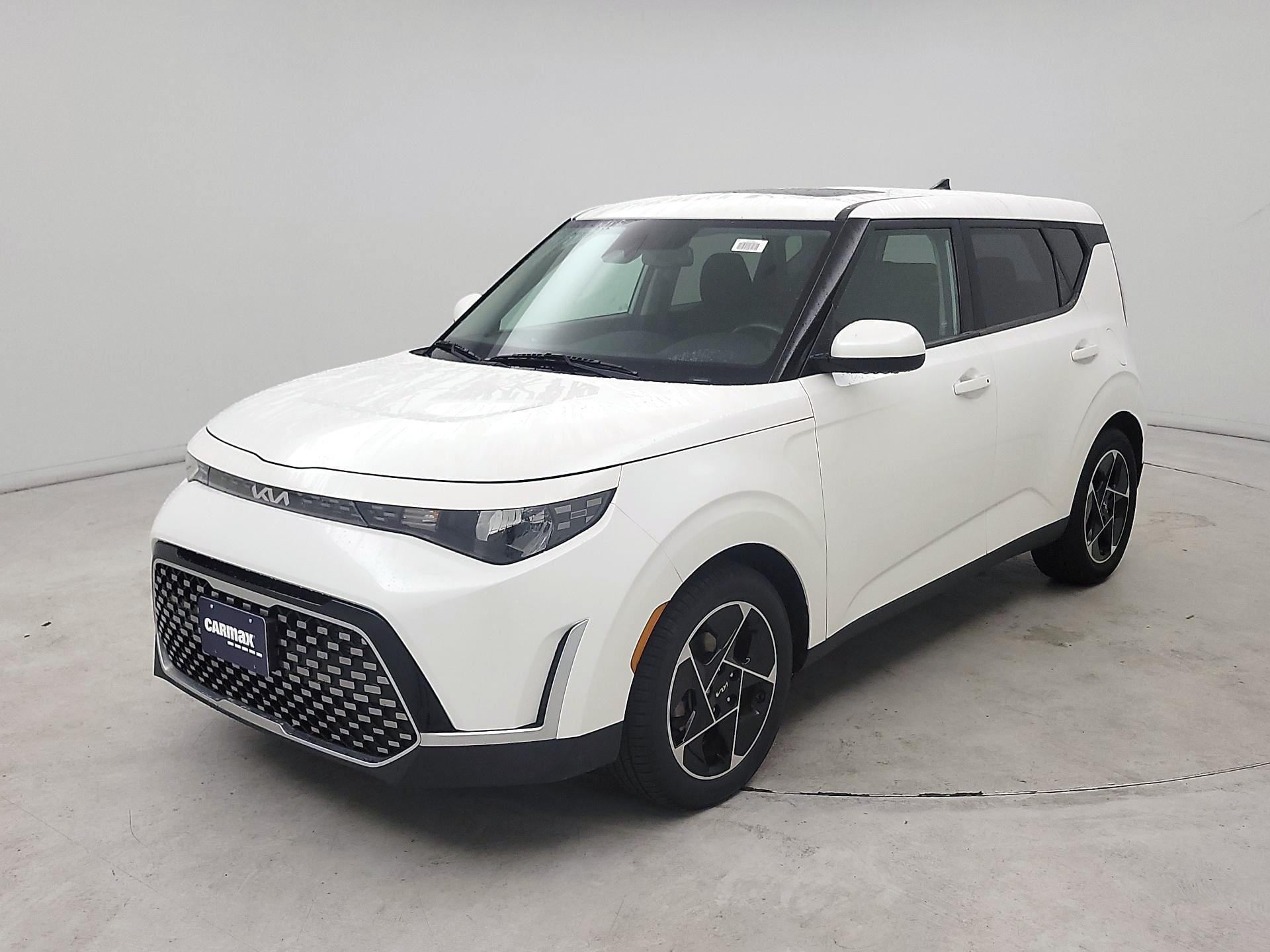 Thumbnail: 2023 Kia Soul - 3