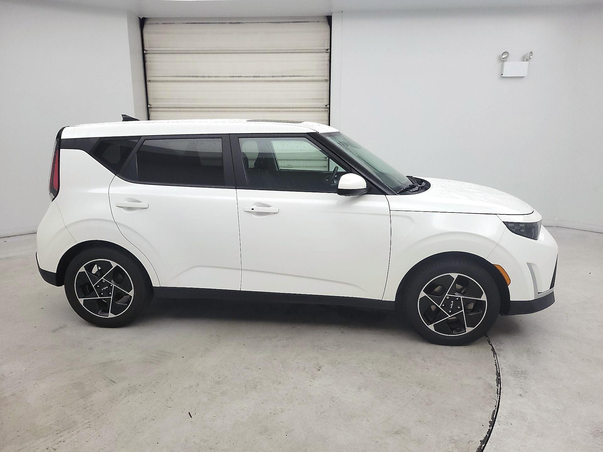Thumbnail: 2023 Kia Soul - 4
