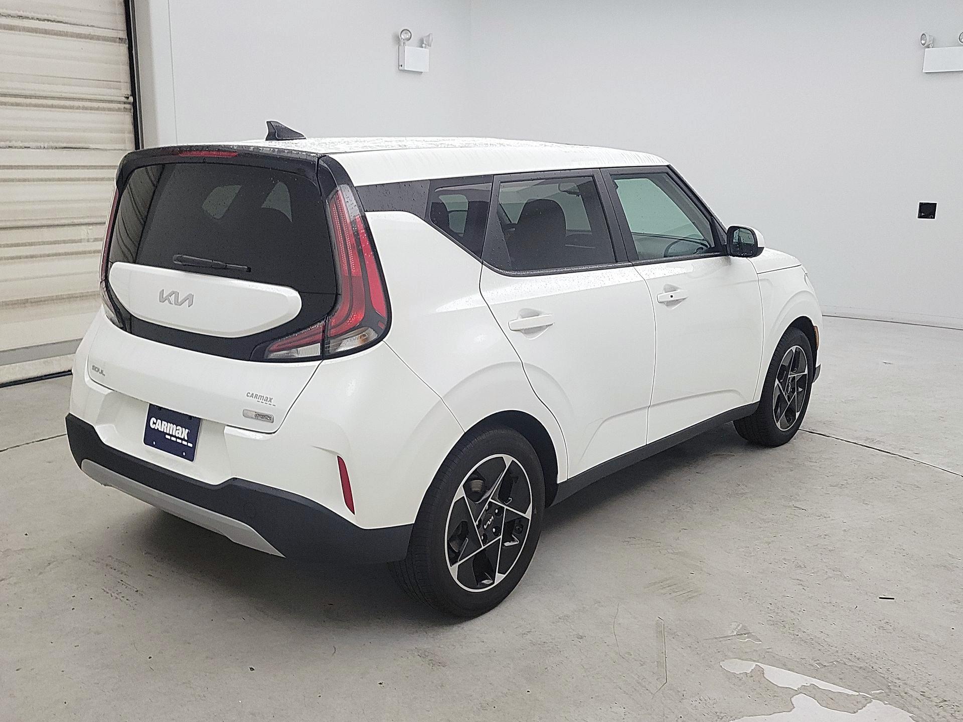 Thumbnail: 2023 Kia Soul - 5