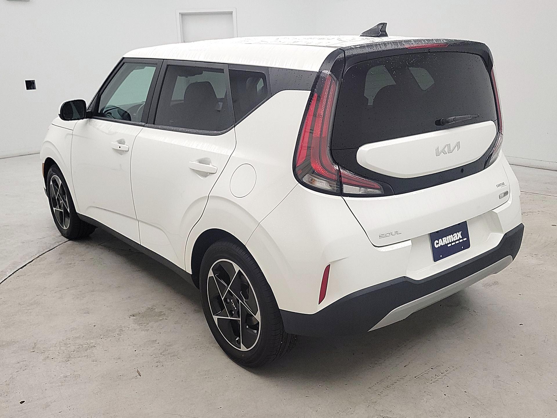 Thumbnail: 2023 Kia Soul - 7