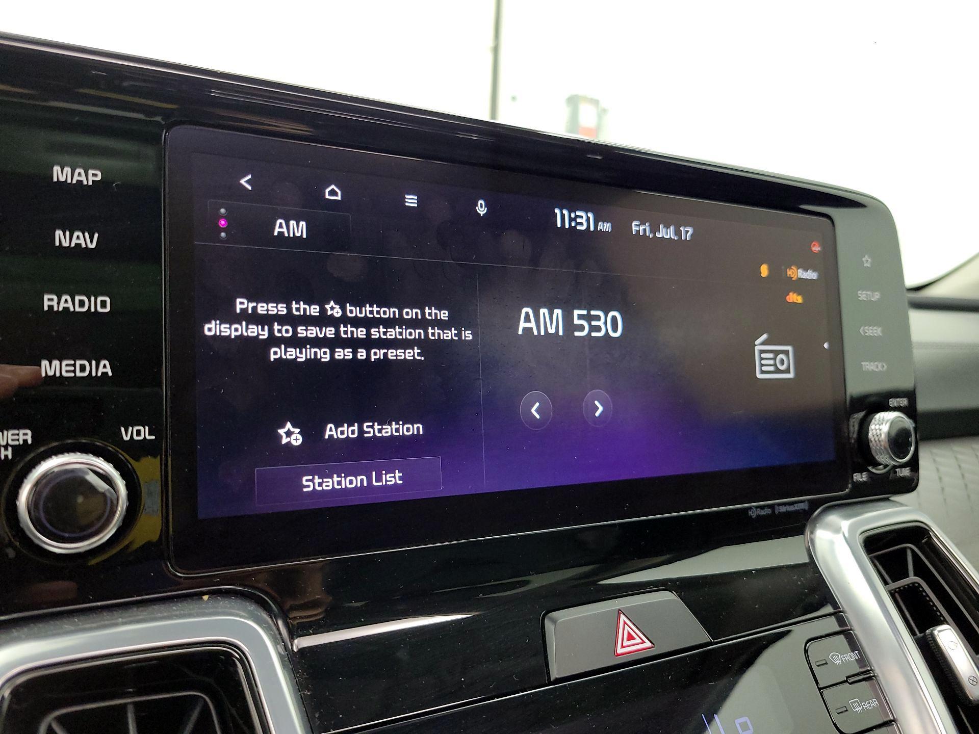 Thumbnail: 2023 Kia Sorento - 16