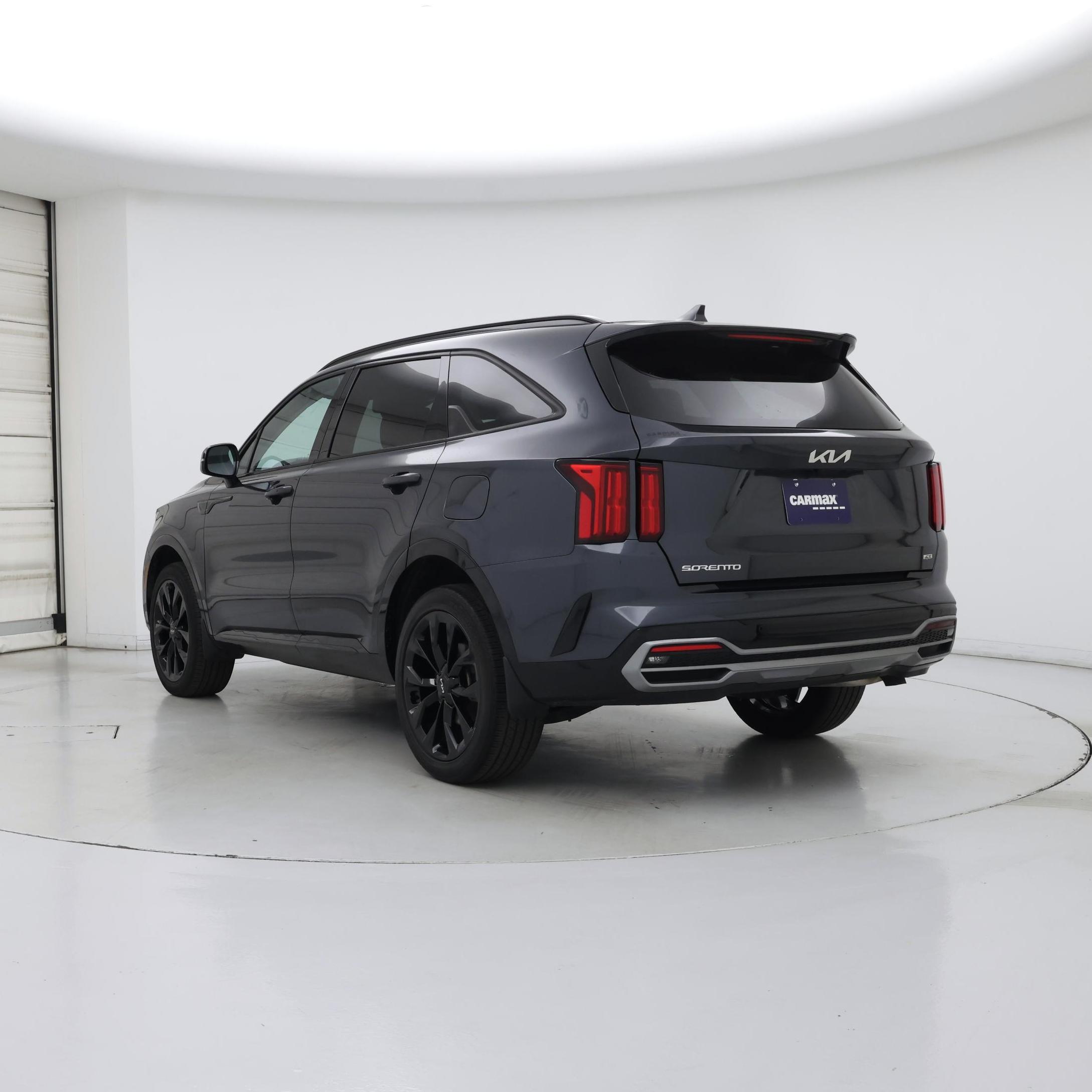 Thumbnail: 2023 Kia Sorento - 2