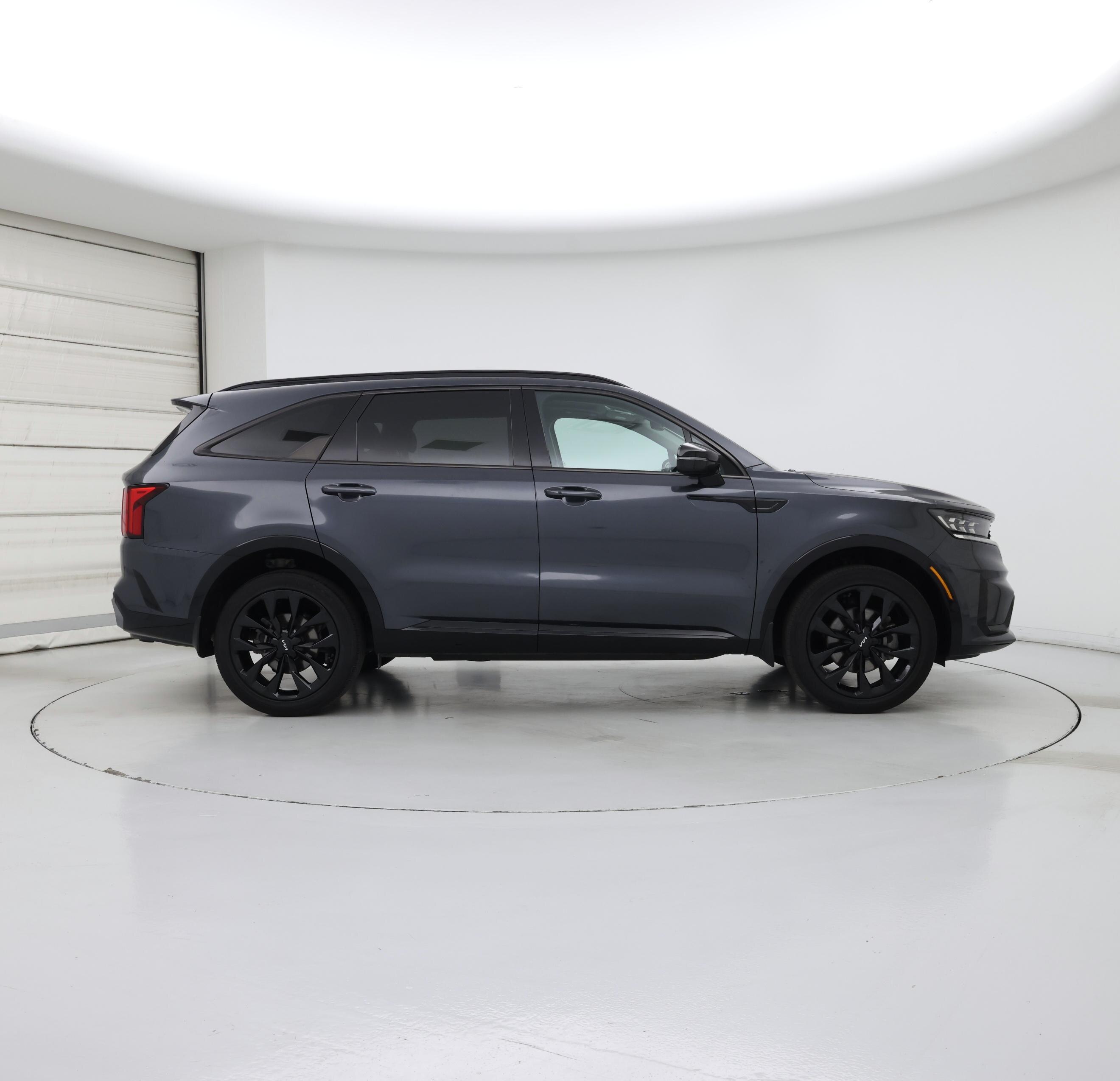 Thumbnail: 2023 Kia Sorento - 7