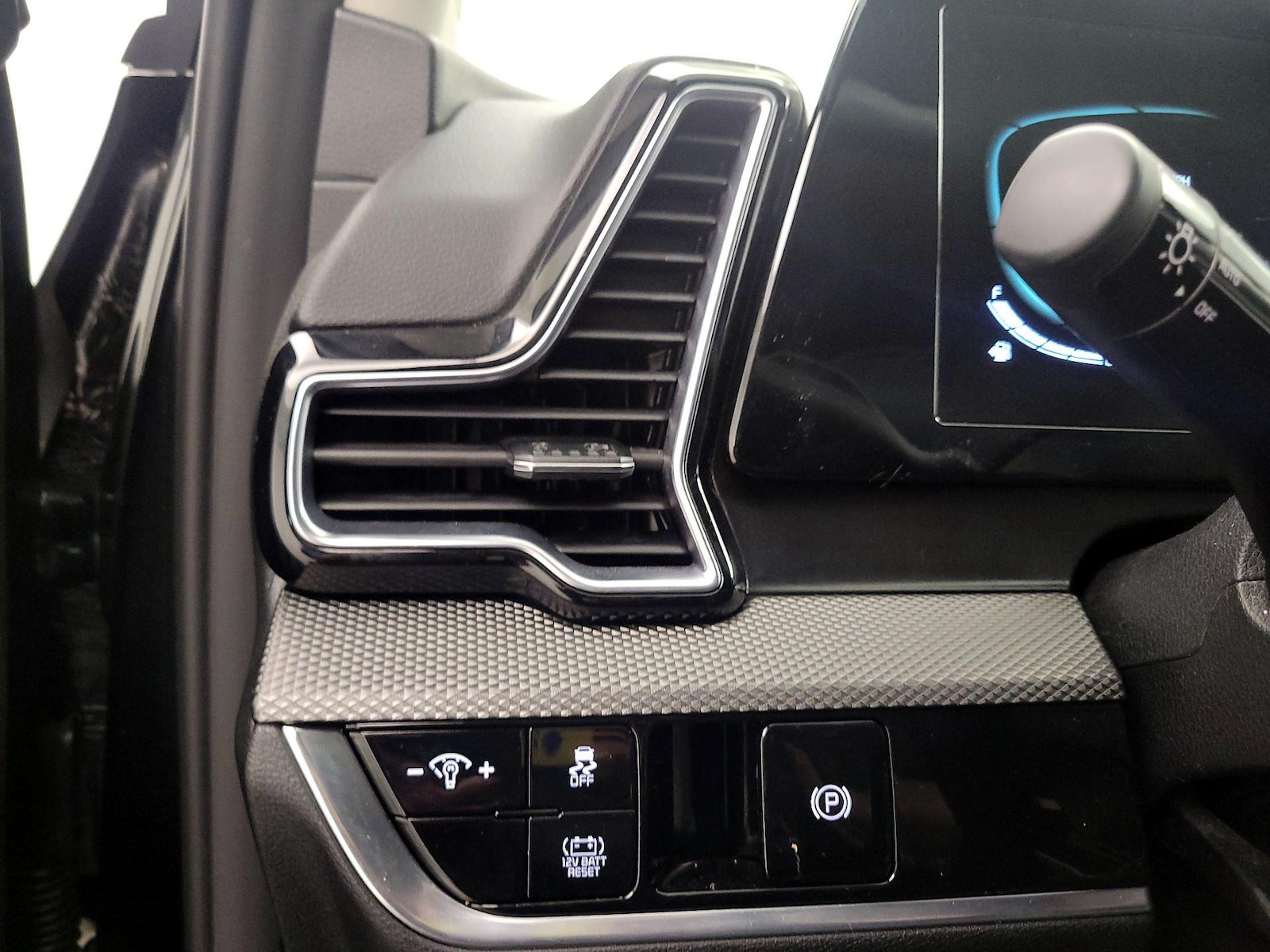 2023 Kia Sportage LX Hybrid - Photo 12