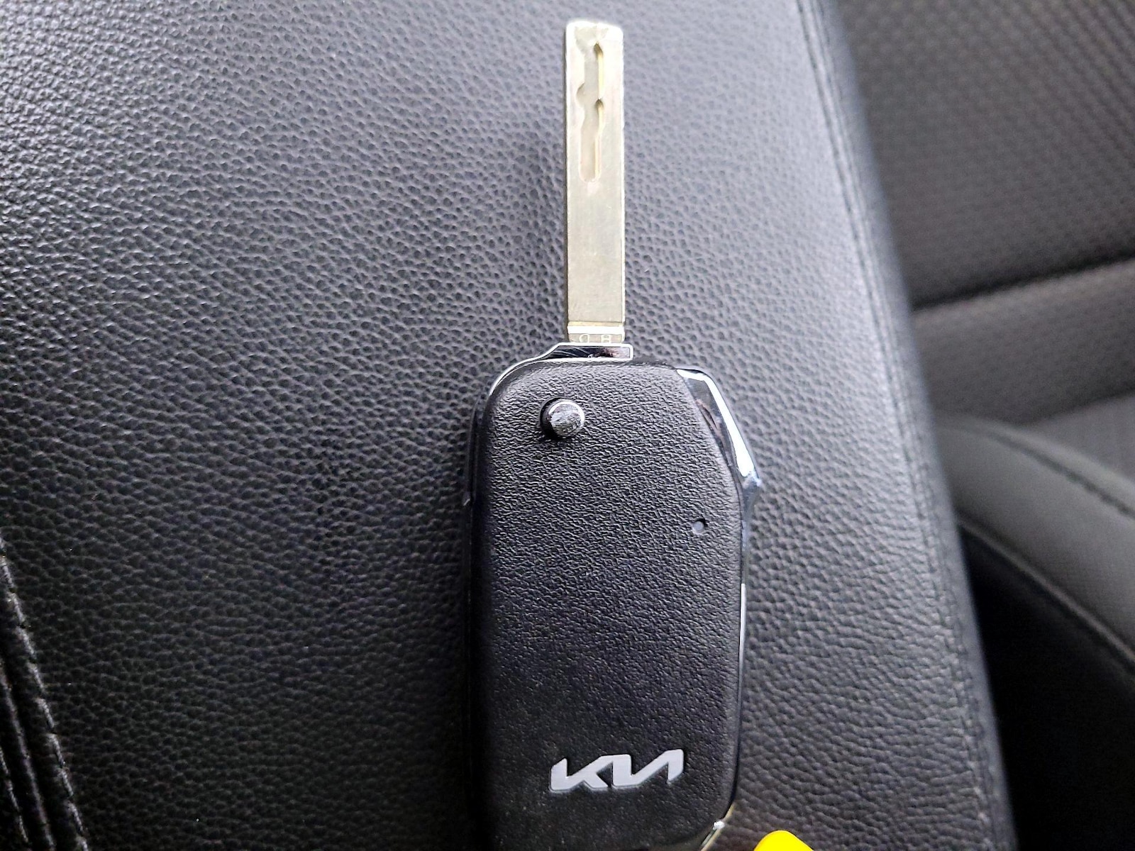 2023 Kia Sportage LX Hybrid - Photo 21