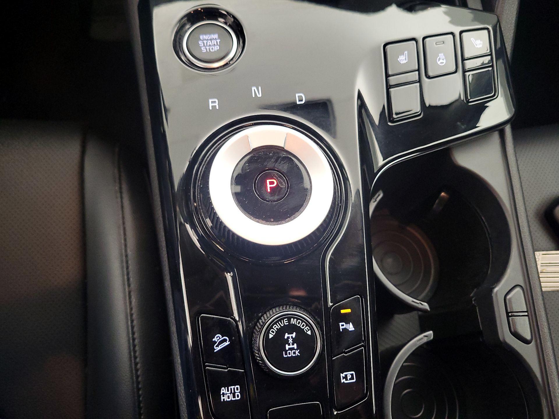 Thumbnail: 2023 Kia Sportage - 16