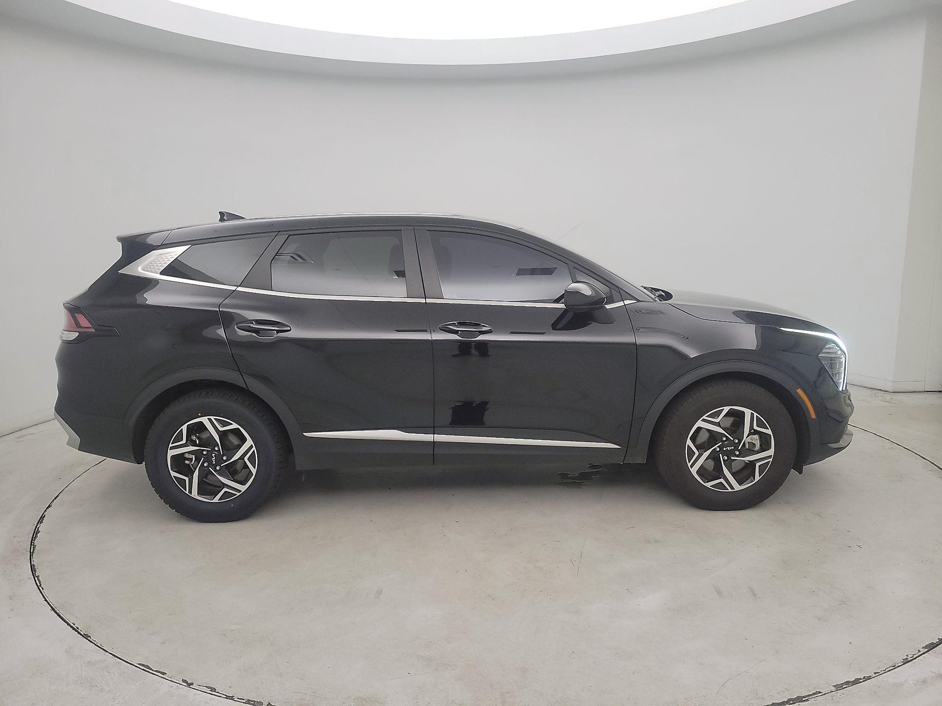 Thumbnail: 2025 Kia Sportage - 4