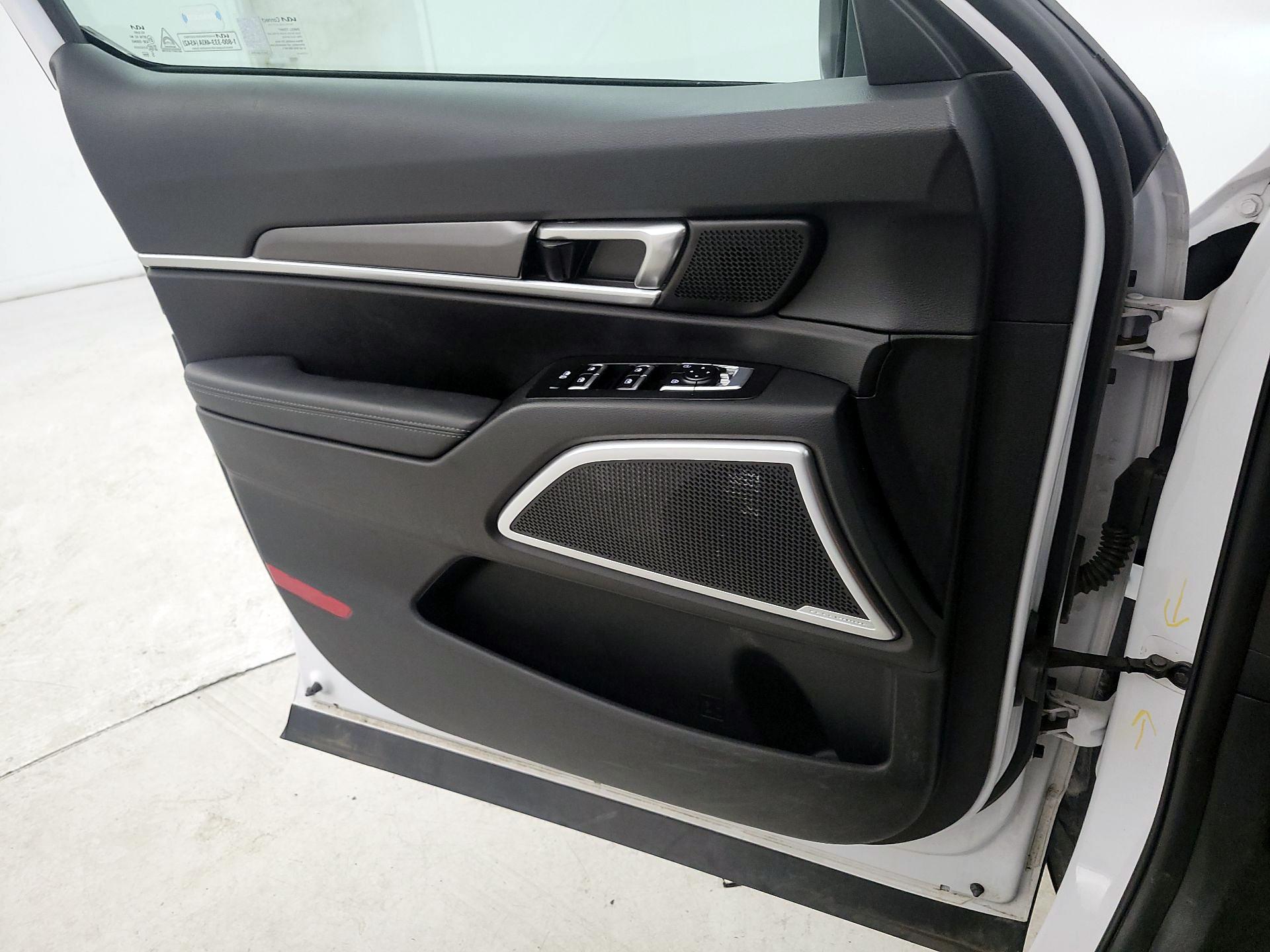 Thumbnail: 2023 Kia Telluride - 10