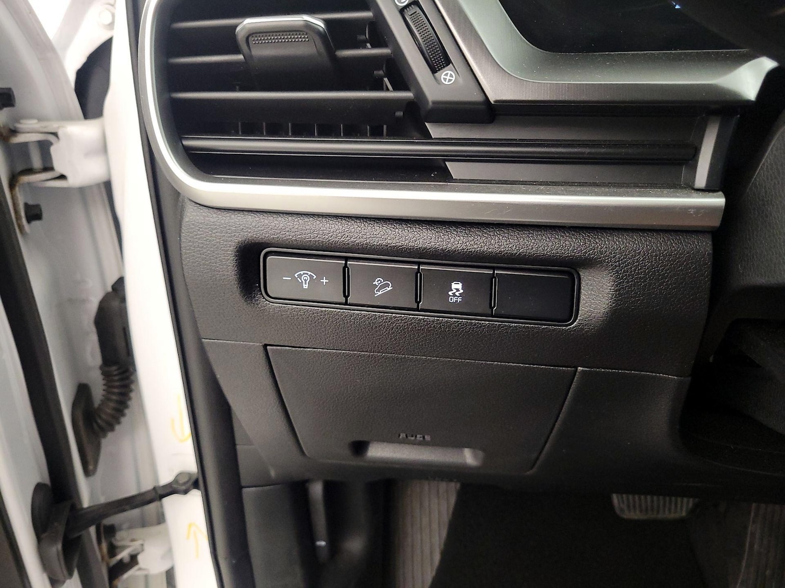 2023 Kia Telluride S - Photo 12