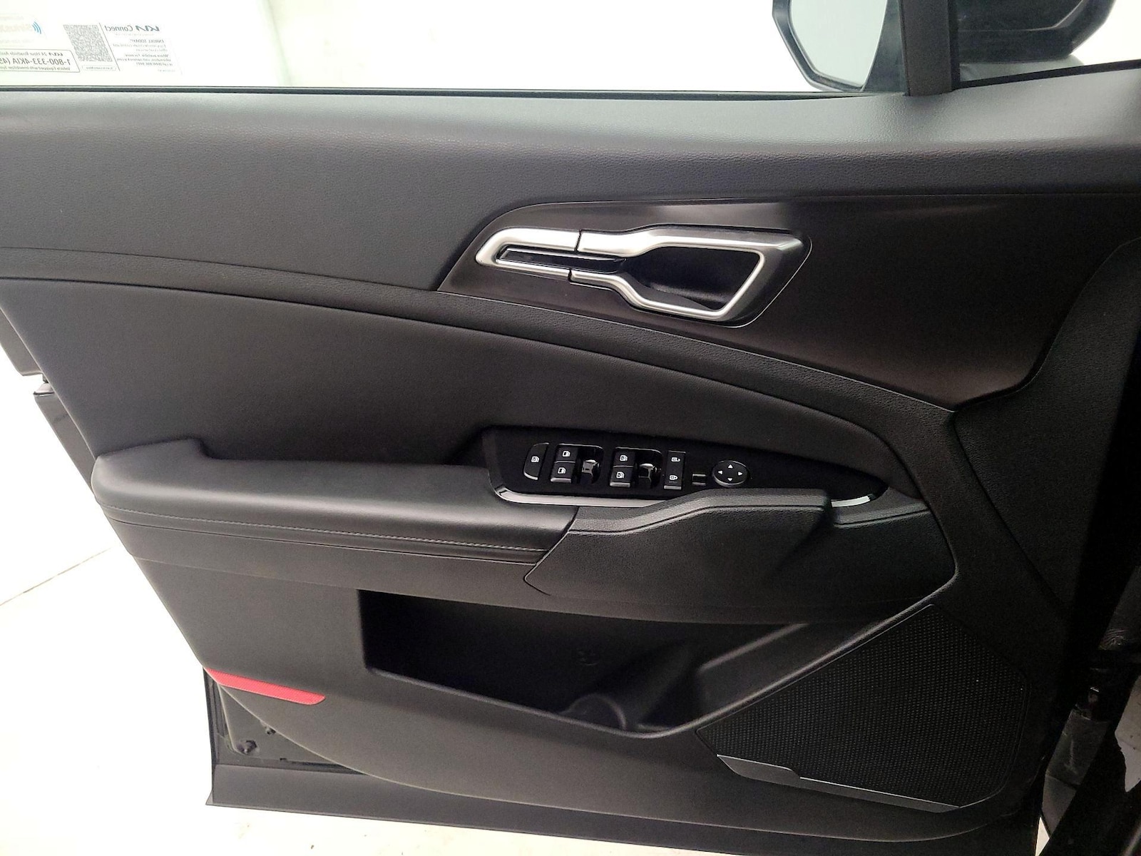 2024 Kia Sportage EX - Photo 11