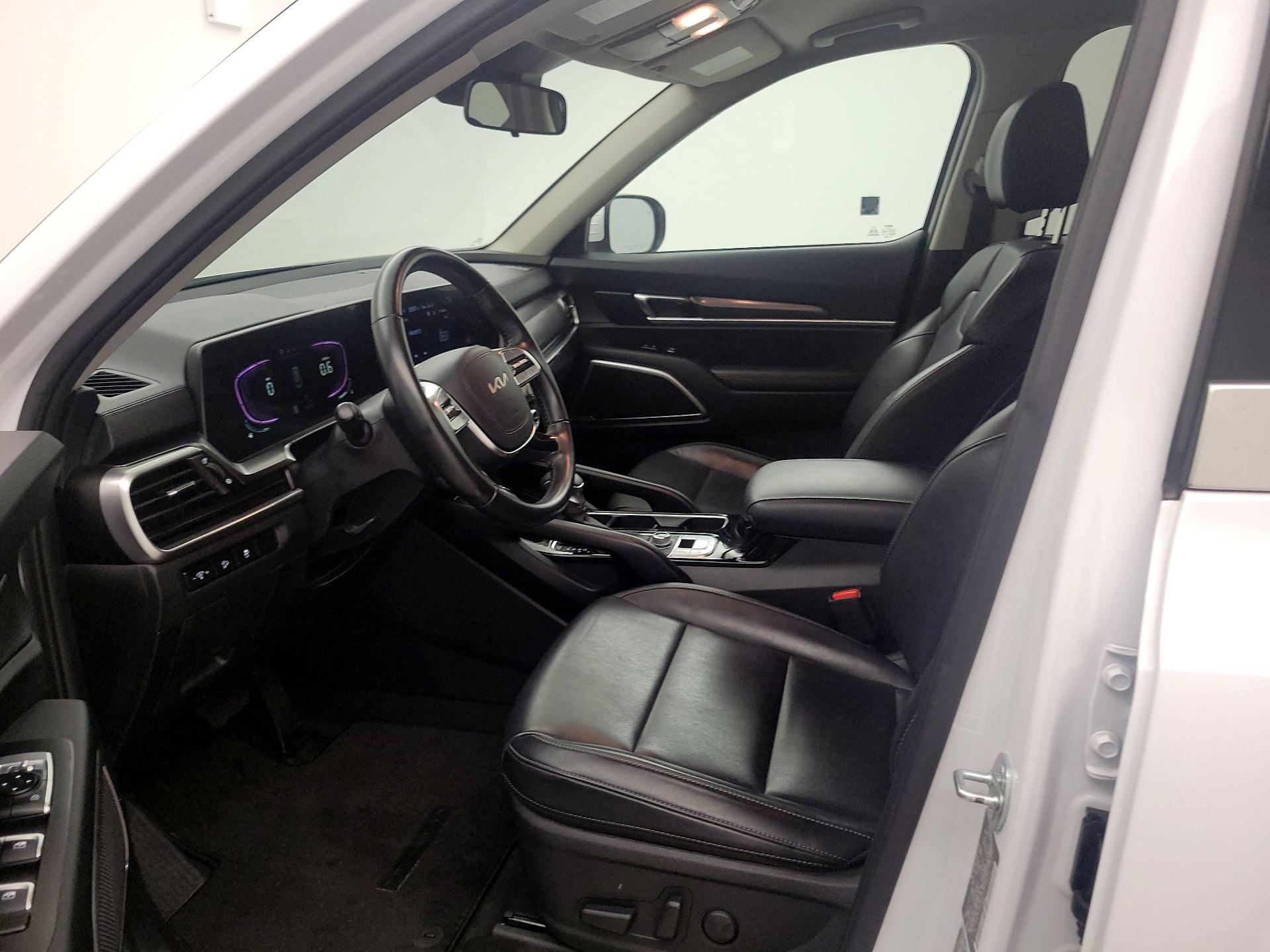 Thumbnail: 2024 Kia Telluride - 9