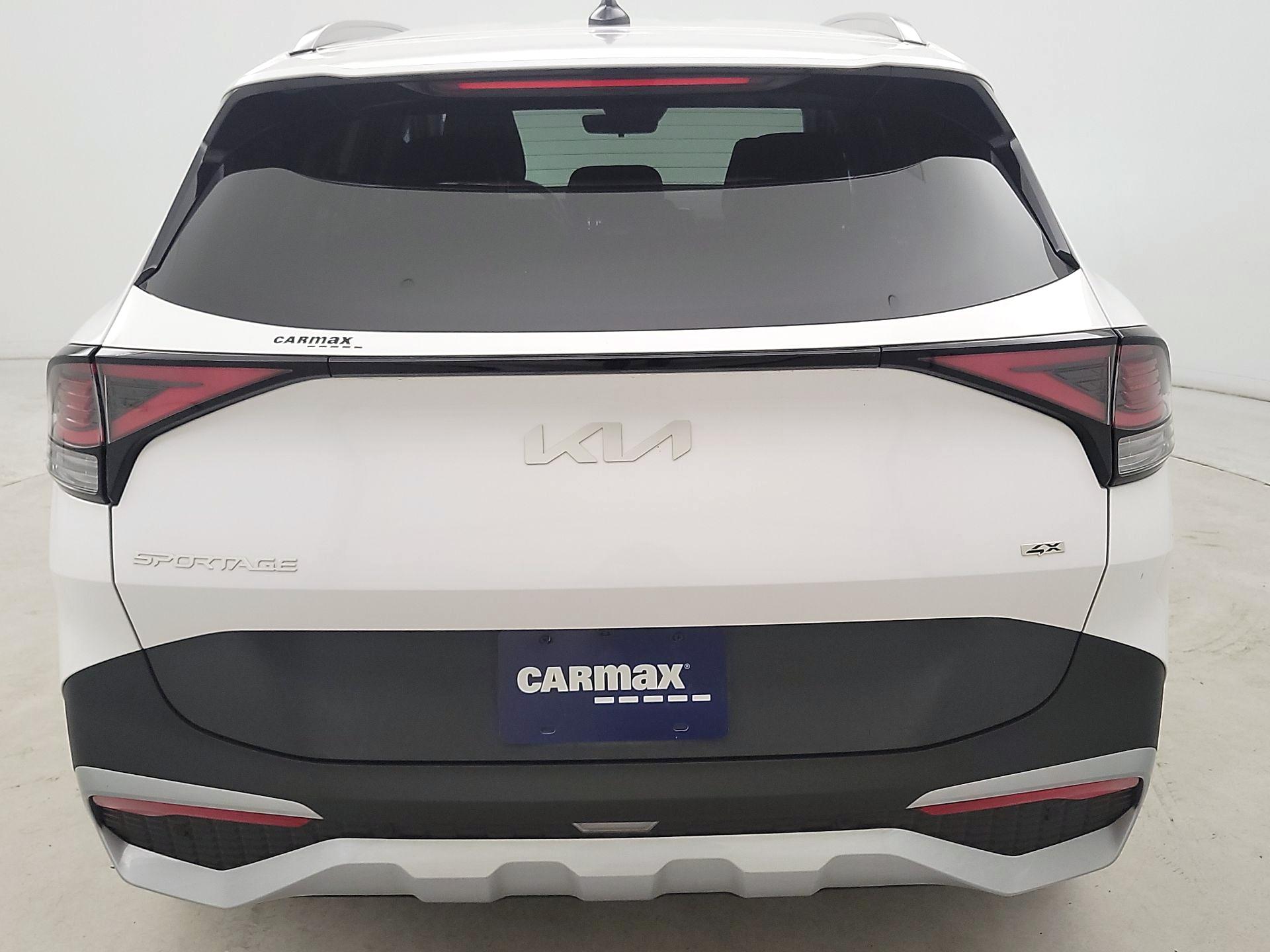 Thumbnail: 2023 Kia Sportage - 6