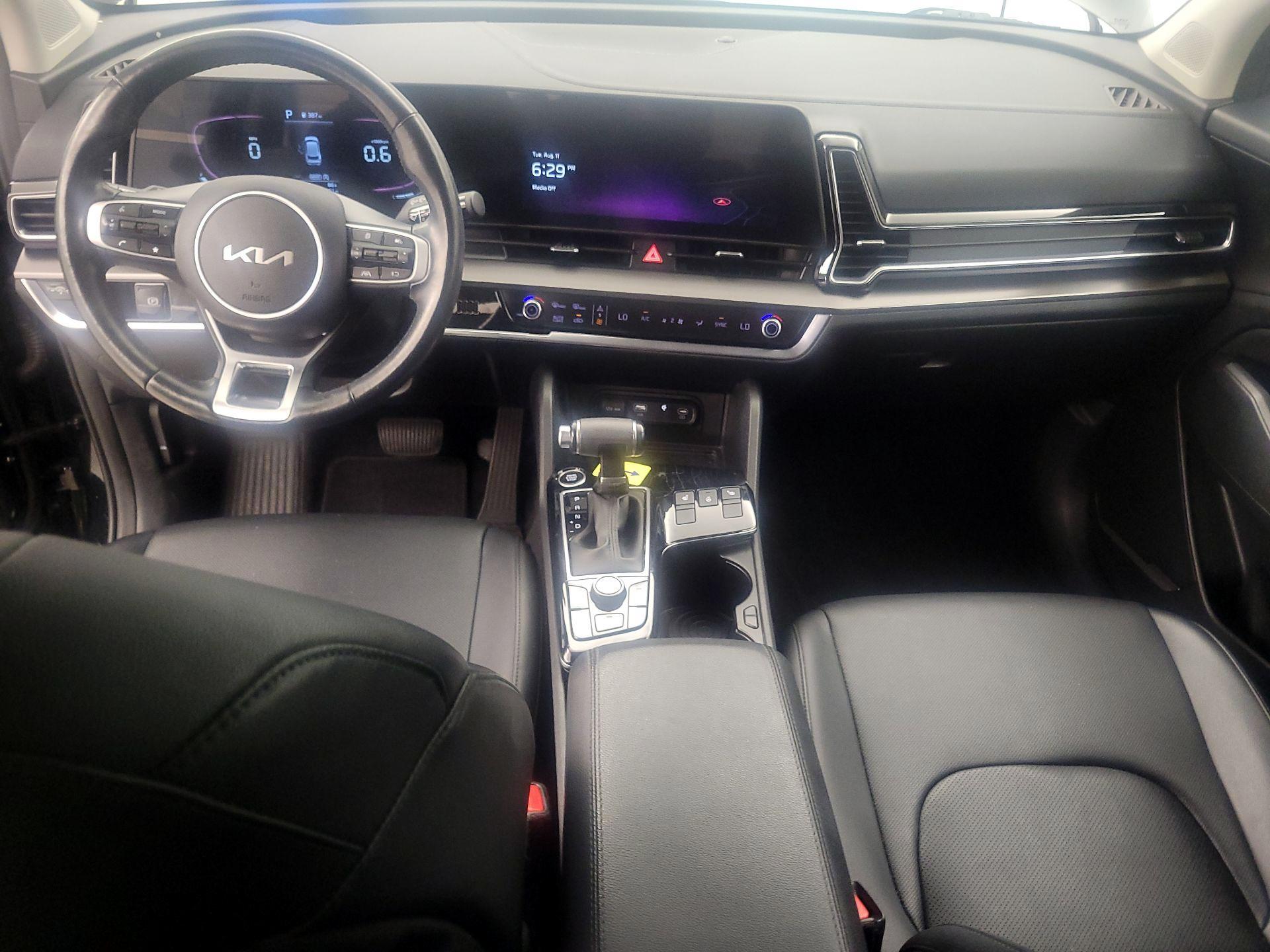 Thumbnail: 2023 Kia Sportage - 9