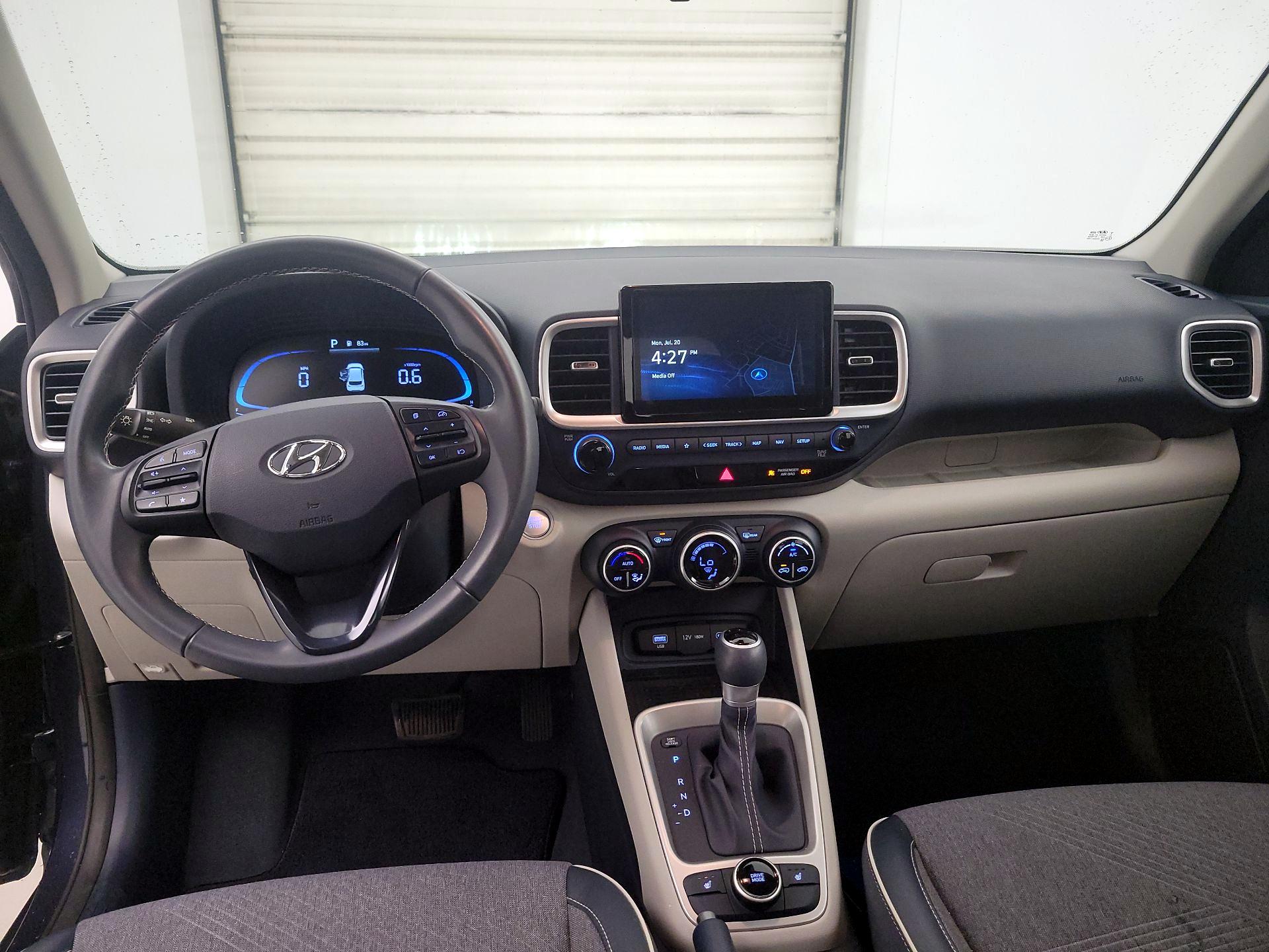 Thumbnail: 2023 Hyundai Venue - 8
