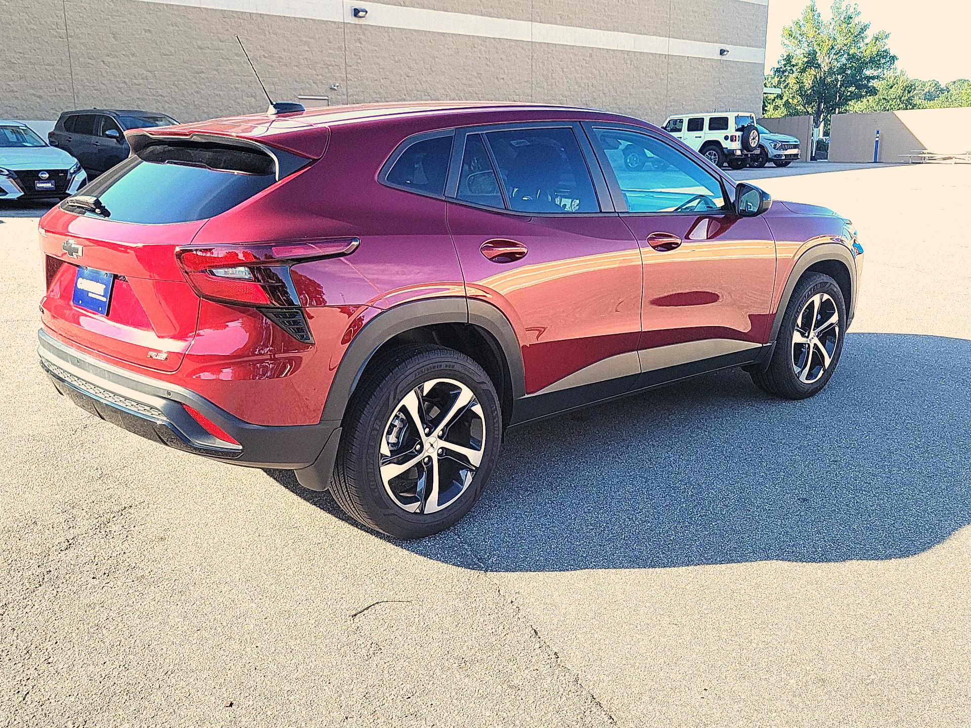 Thumbnail: 2025 Chevrolet Trax - 5