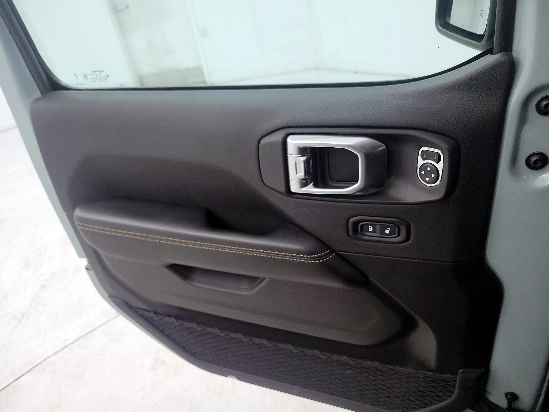 Thumbnail: 2024 Jeep Wrangler - 10