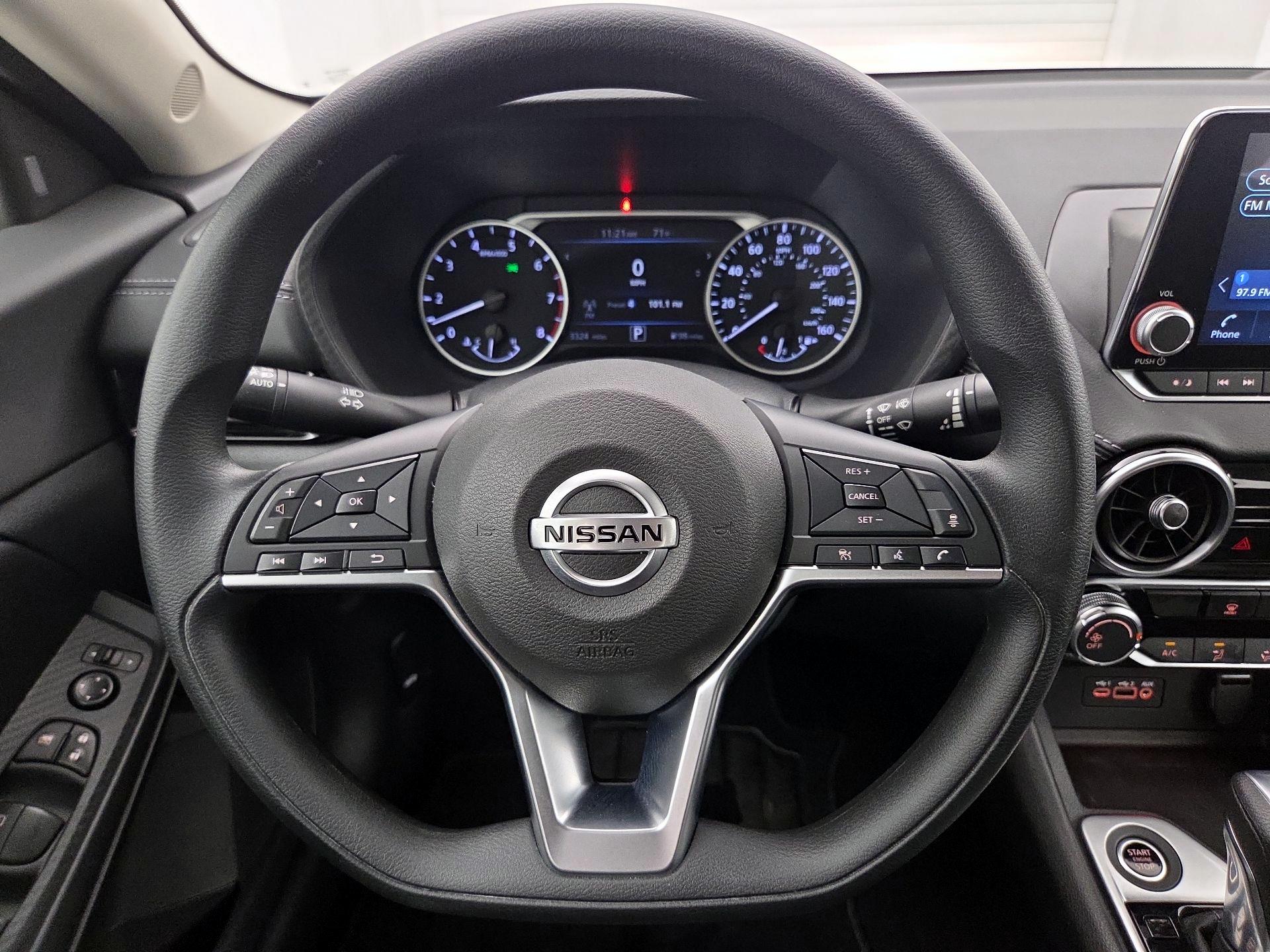 Thumbnail: 2023 Nissan Sentra - 10
