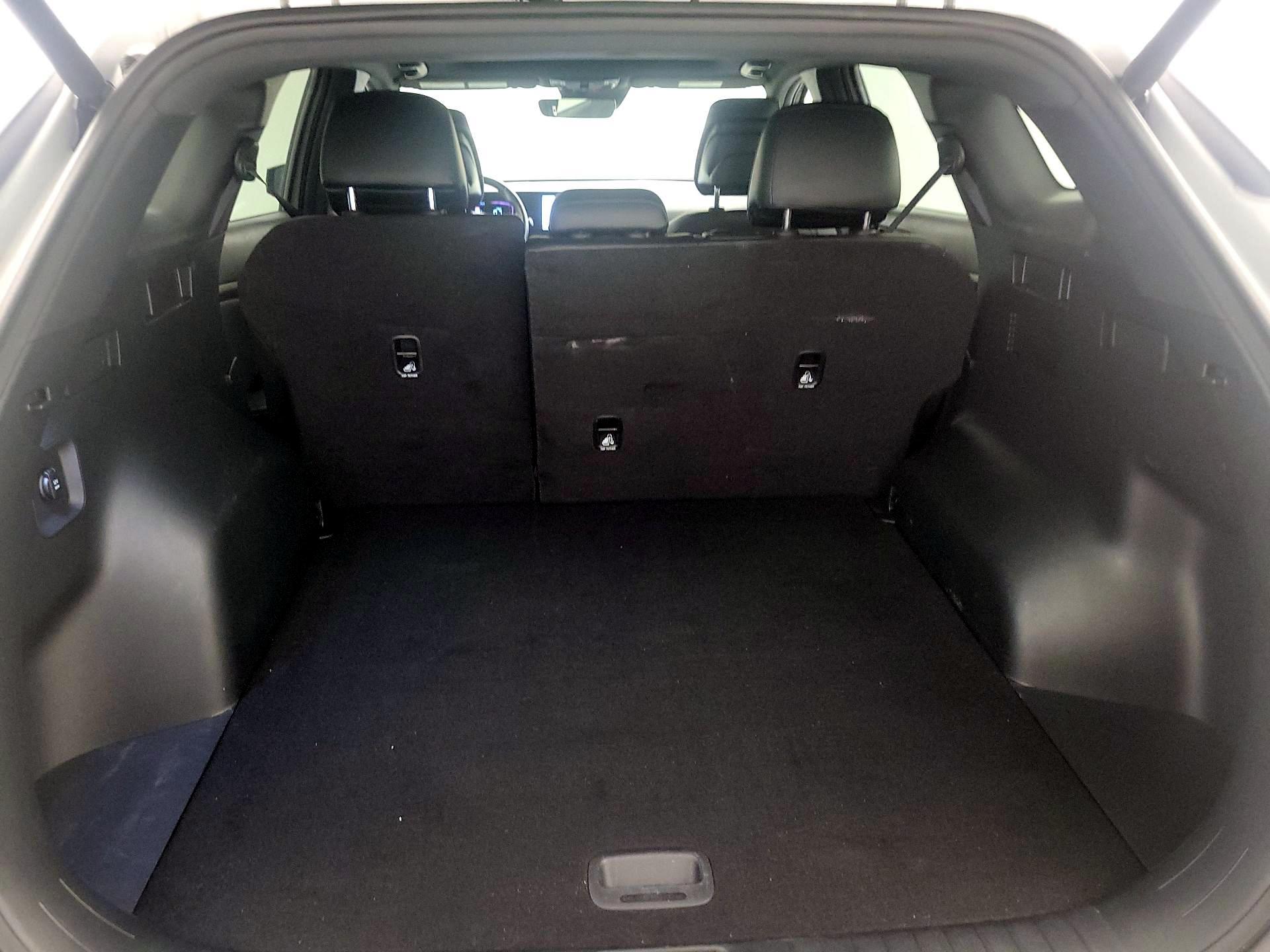 Thumbnail: 2023 Kia Sportage - 19