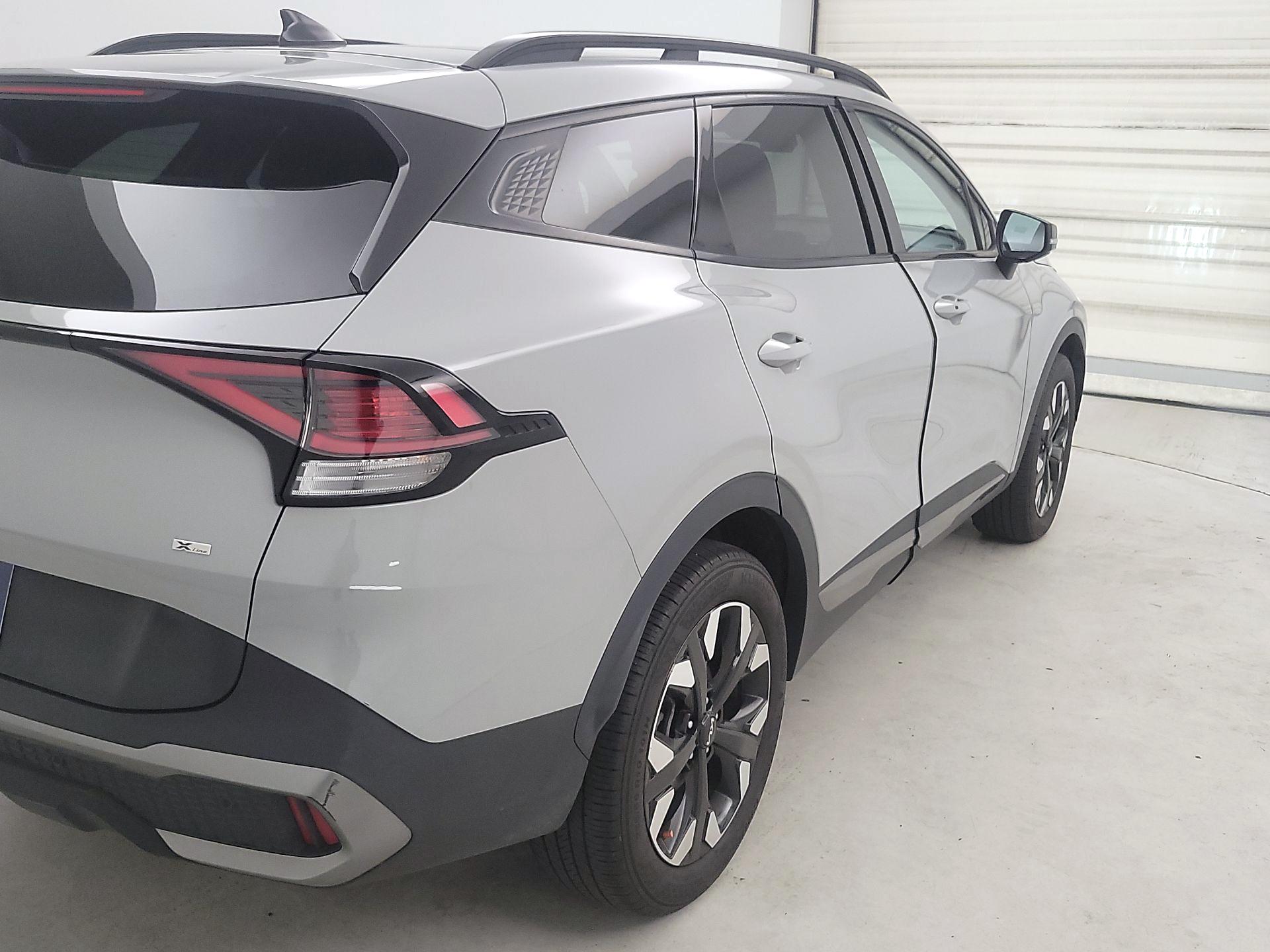 Thumbnail: 2023 Kia Sportage - 5