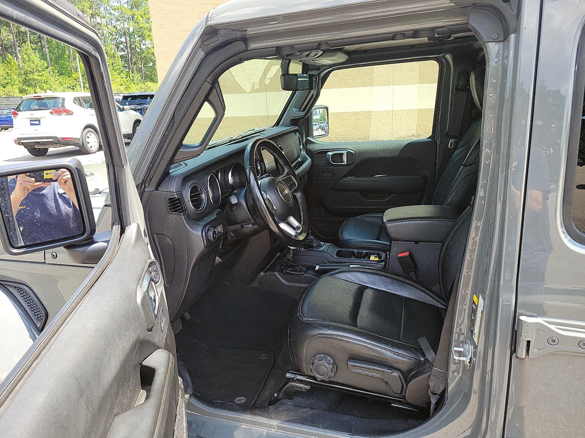 Thumbnail: 2022 Jeep Wrangler - 9