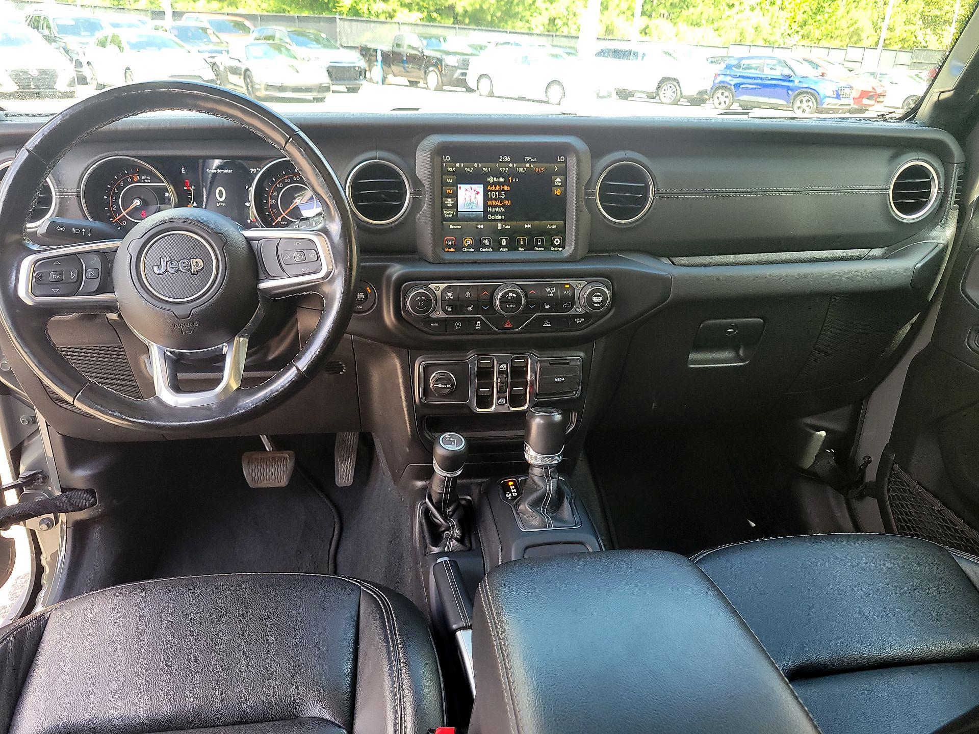 Thumbnail: 2022 Jeep Wrangler - 8