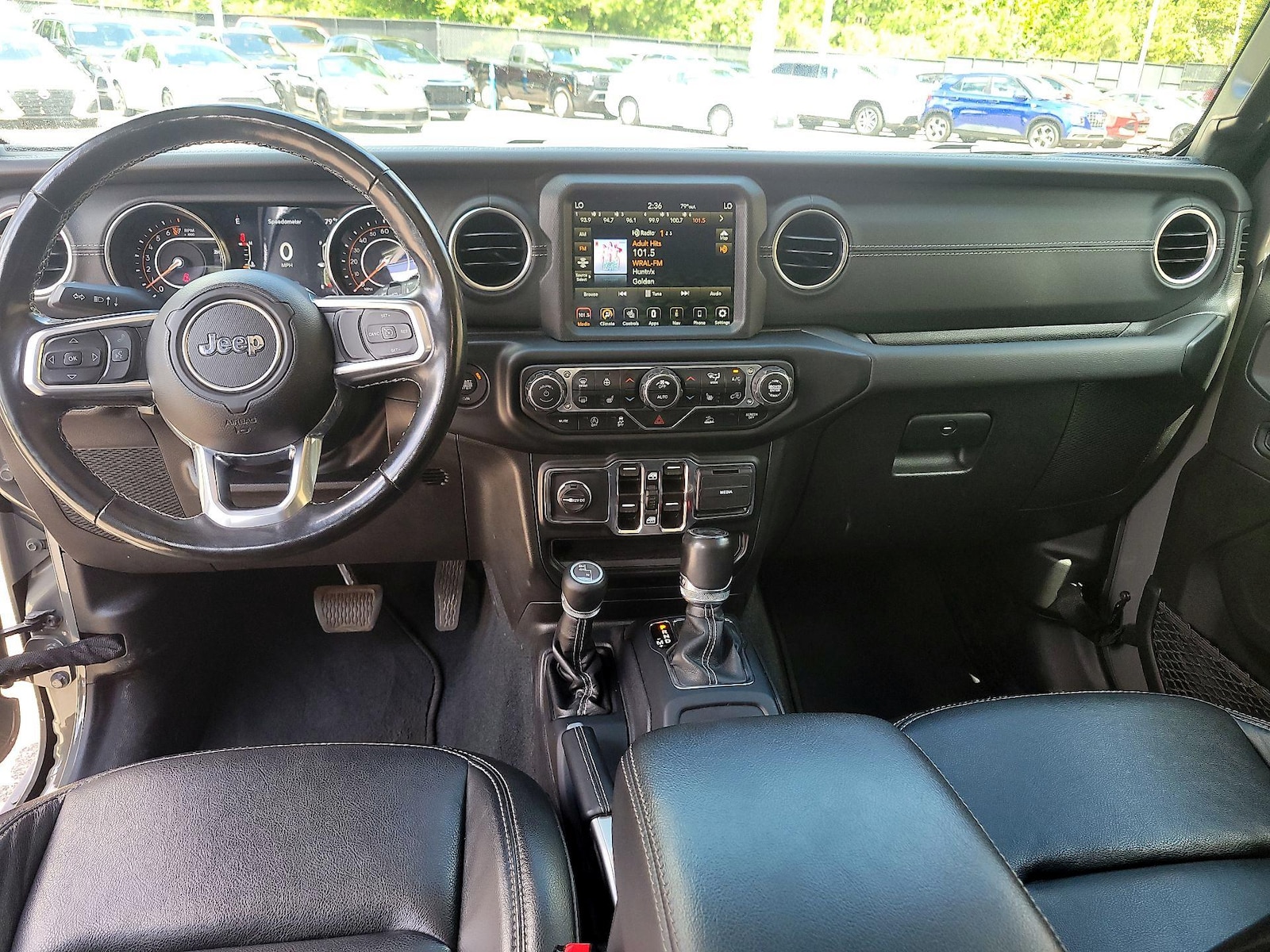 2022 Jeep Wrangler Unlimited Sahara - Photo 8