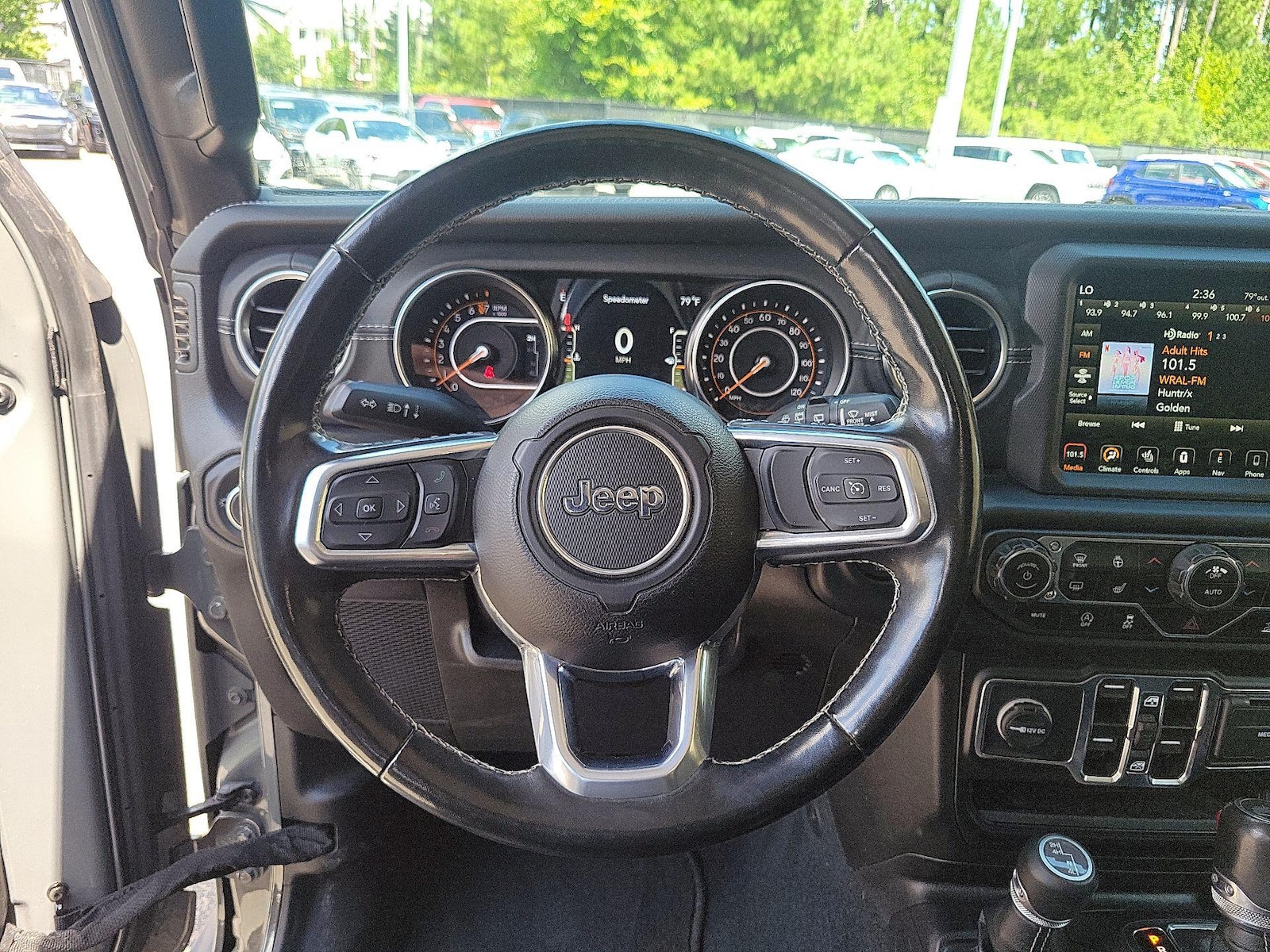 2022 Jeep Wrangler Unlimited Sahara - Photo 9