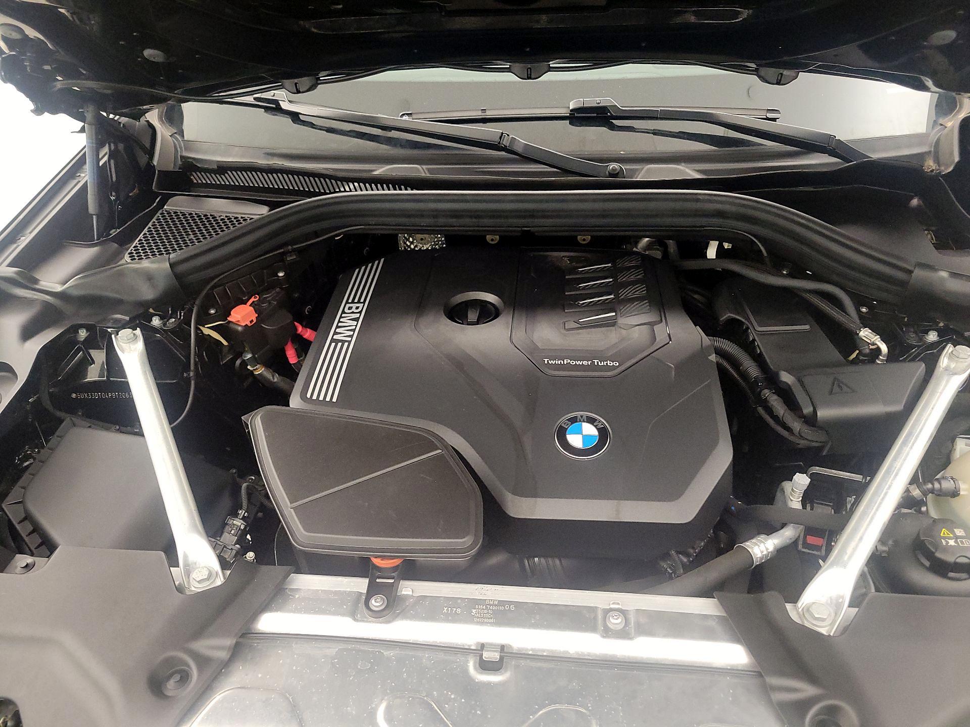 Thumbnail: 2023 BMW X4 - 19