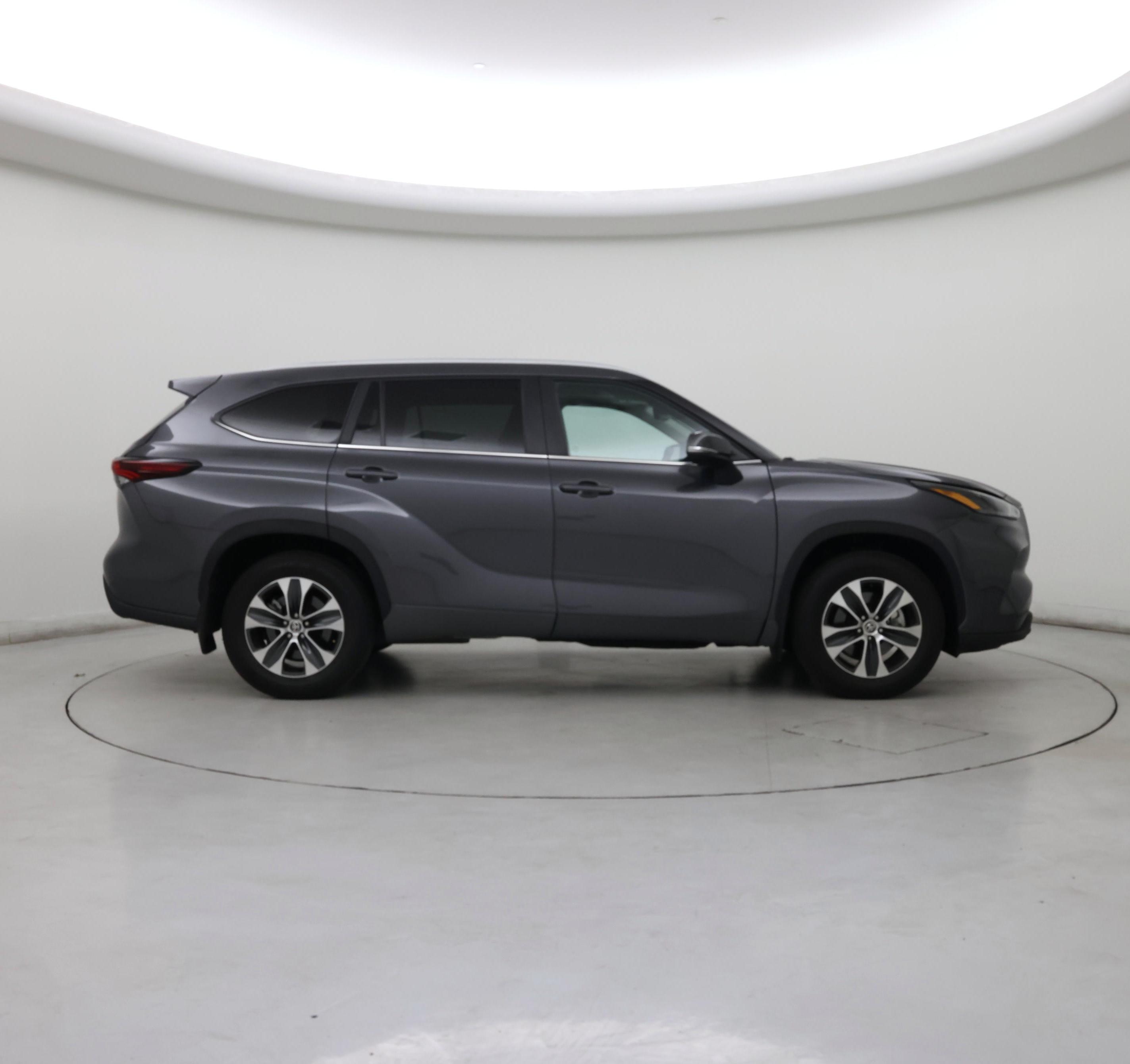 Thumbnail: 2025 Toyota Highlander - 7