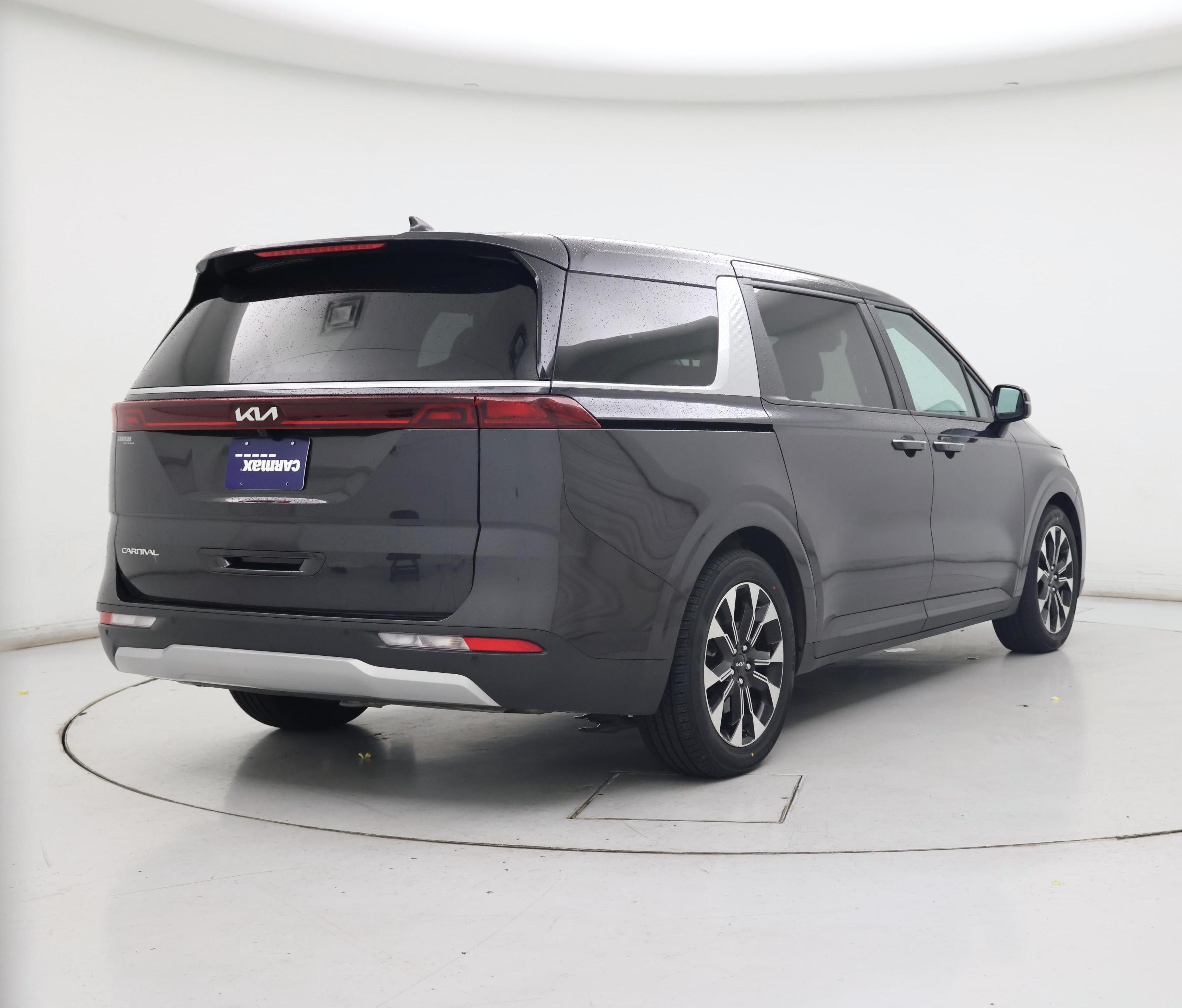 Thumbnail: 2024 Kia Carnival - 8