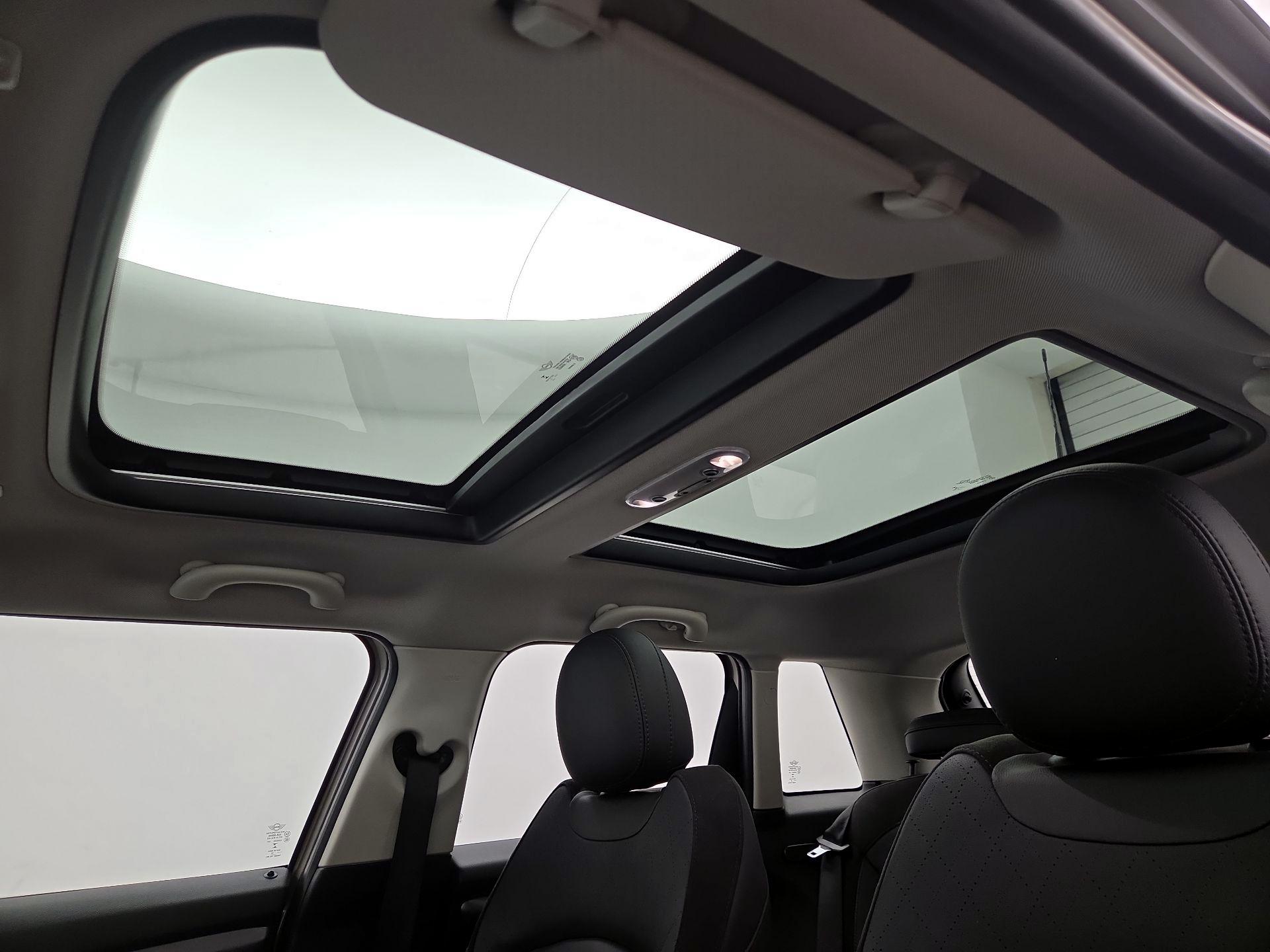 Thumbnail: 2022 MINI Cooper Hardtop - 20
