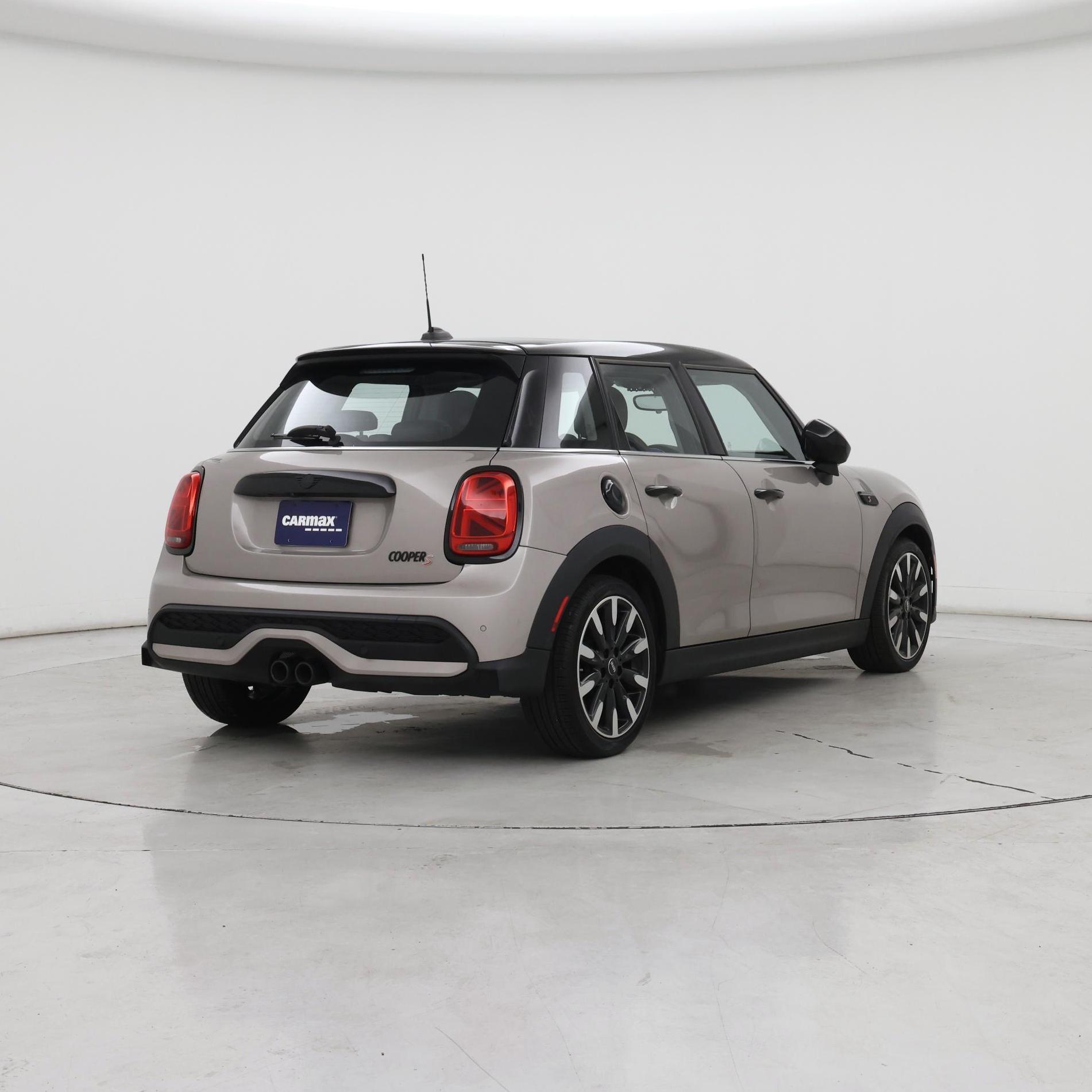 Thumbnail: 2022 MINI Cooper Hardtop - 8