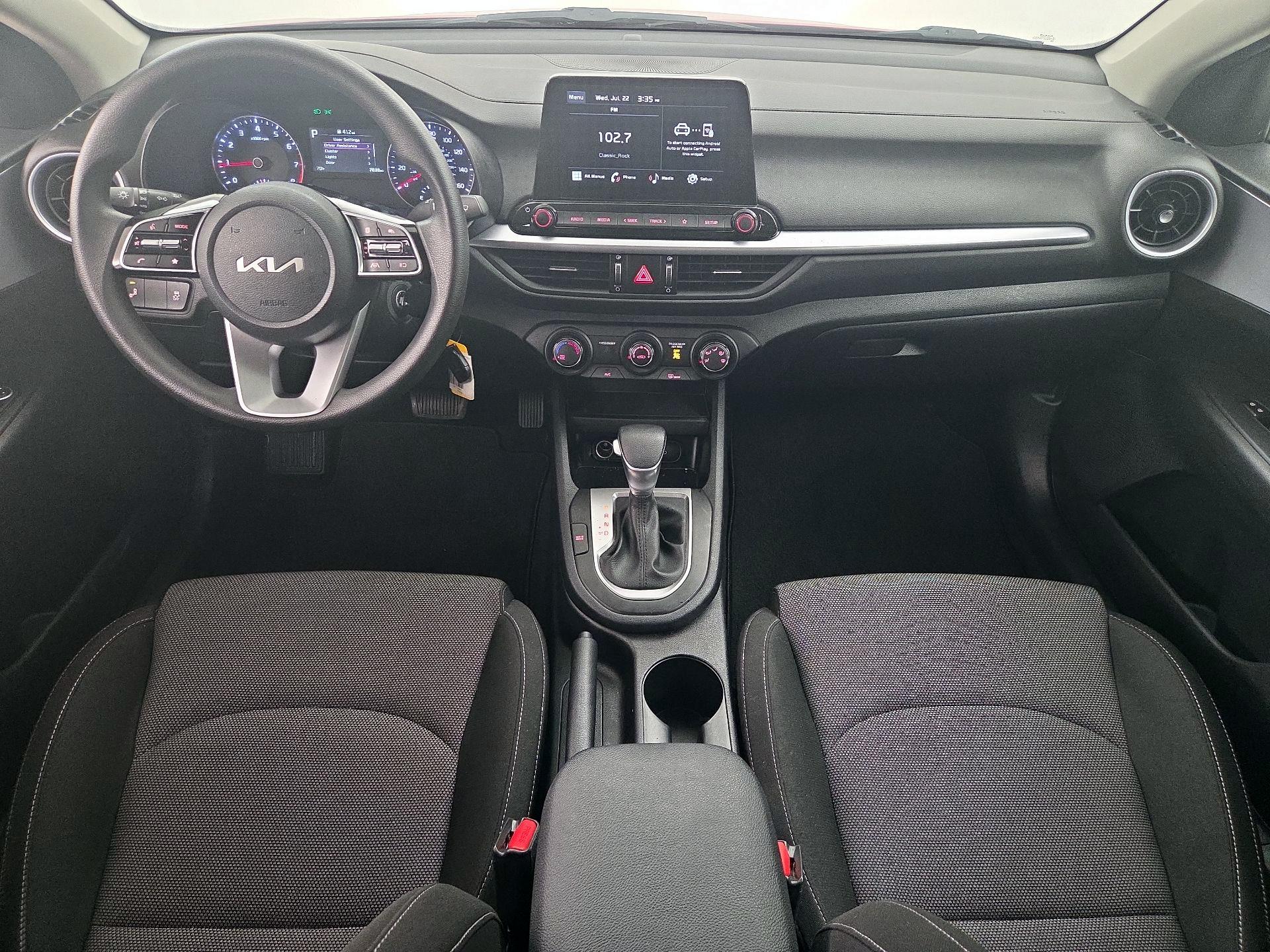 Thumbnail: 2024 Kia Forte - 9
