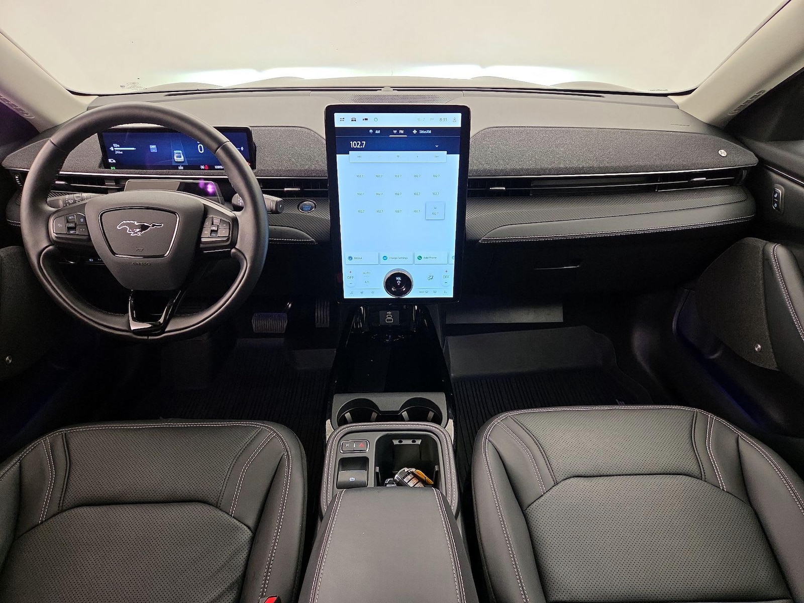 2025 Ford Mustang Mach-E Premium AWD - Photo 10