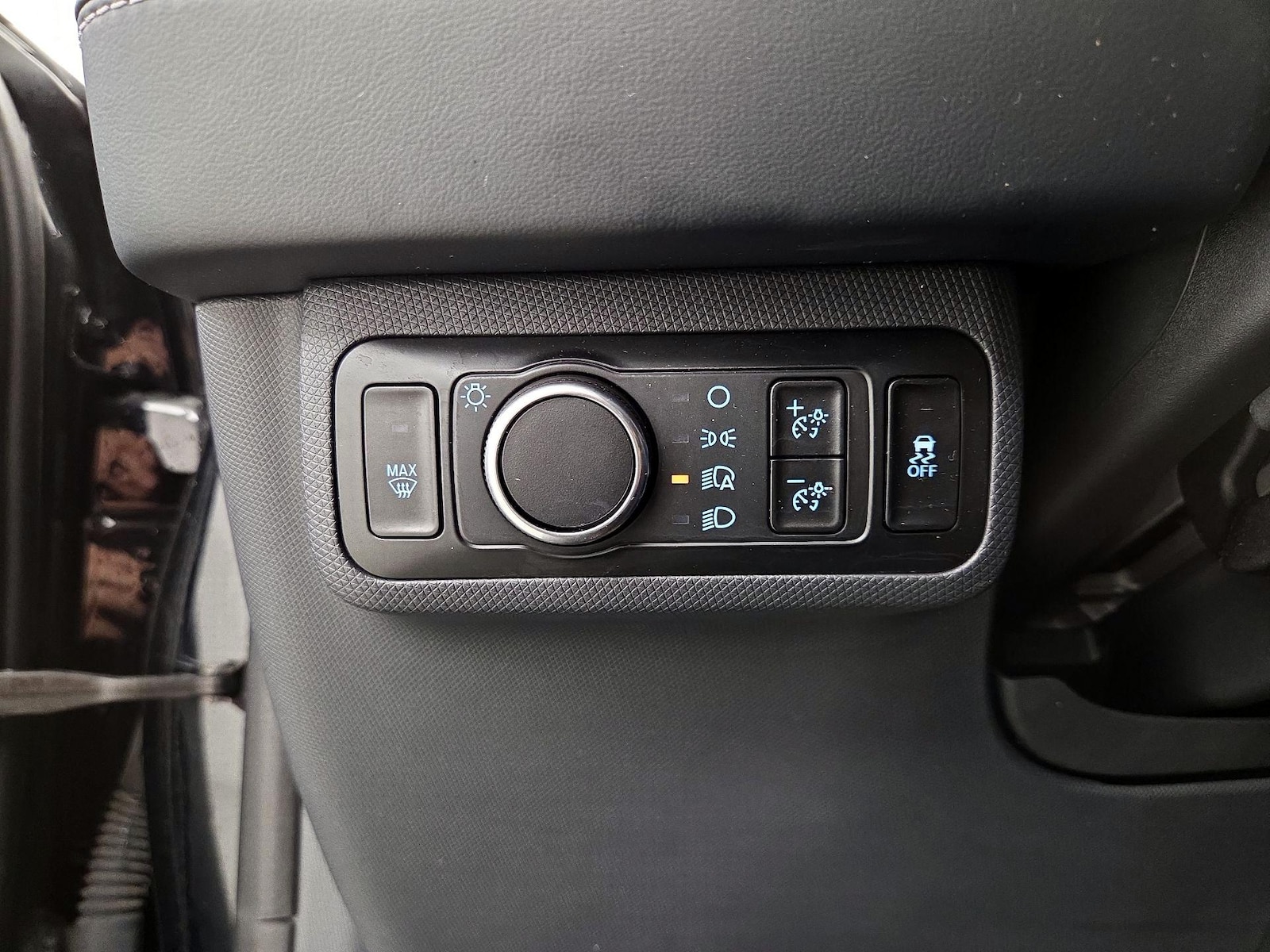 2025 Ford Mustang Mach-E Premium AWD - Photo 14
