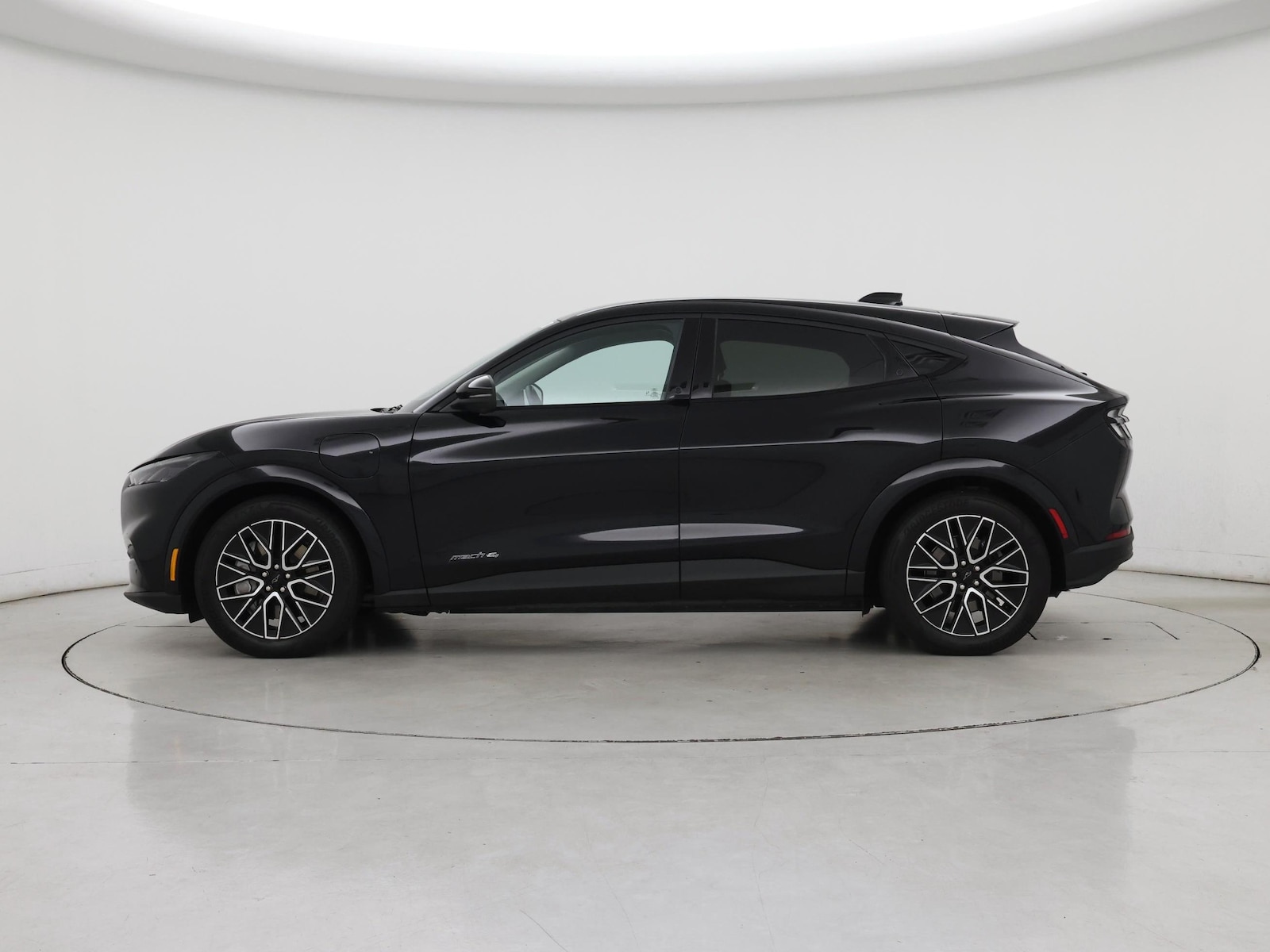2025 Ford Mustang Mach-E Premium AWD - Photo 4