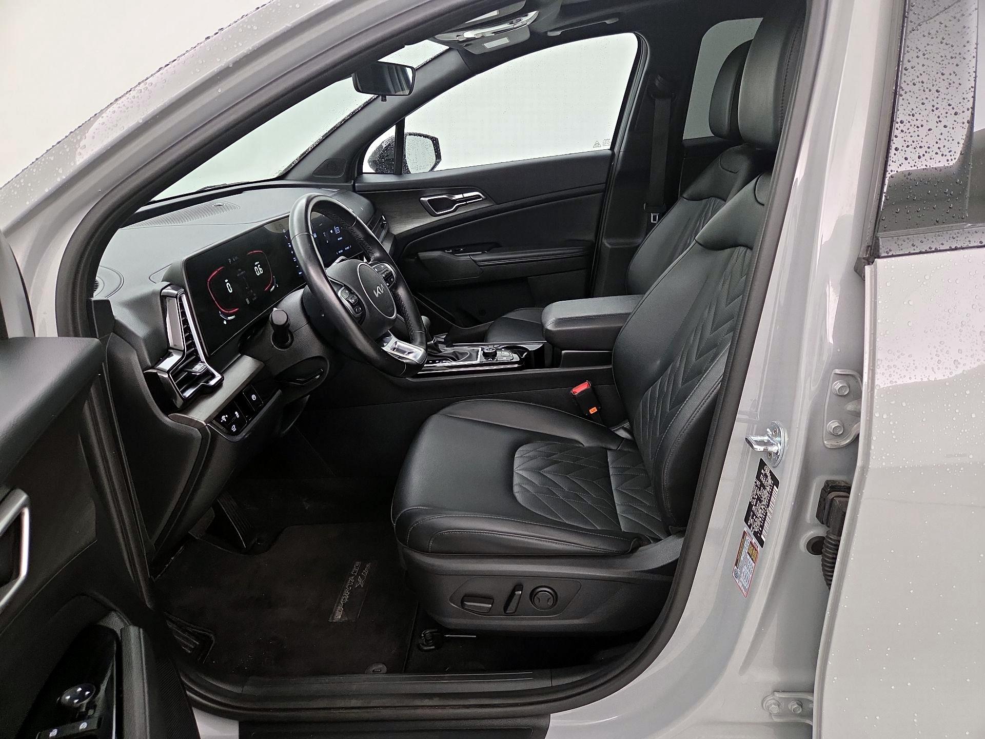 Thumbnail: 2023 Kia Sportage - 11