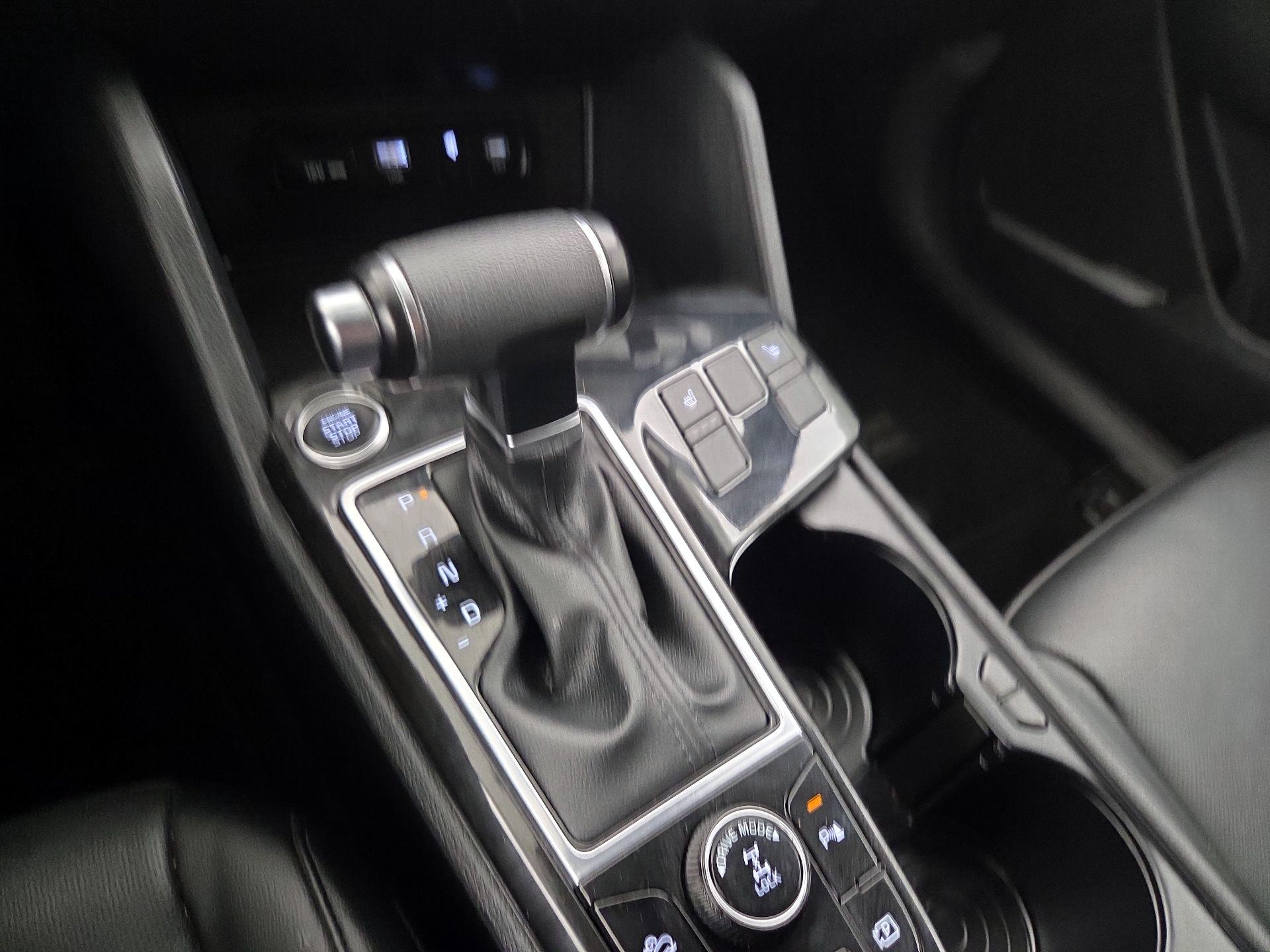 Thumbnail: 2023 Kia Sportage - 18