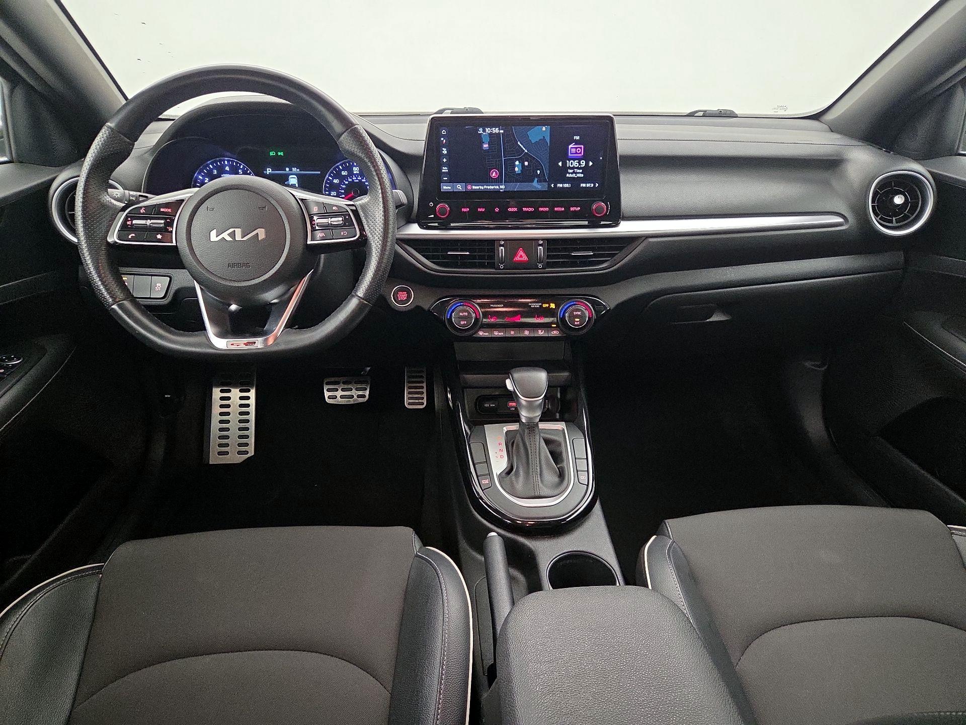 Thumbnail: 2023 Kia Forte - 9