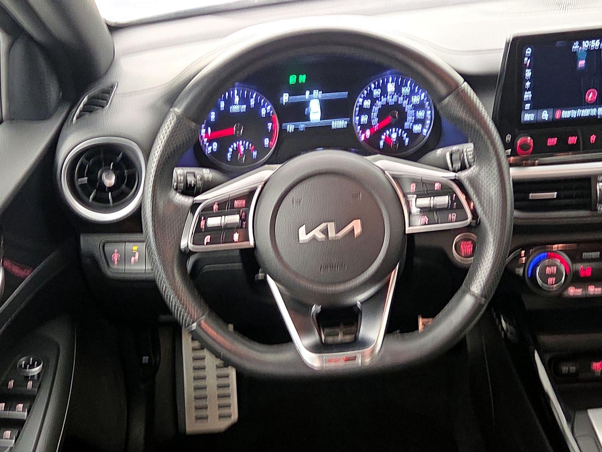 Thumbnail: 2023 Kia Forte - 10