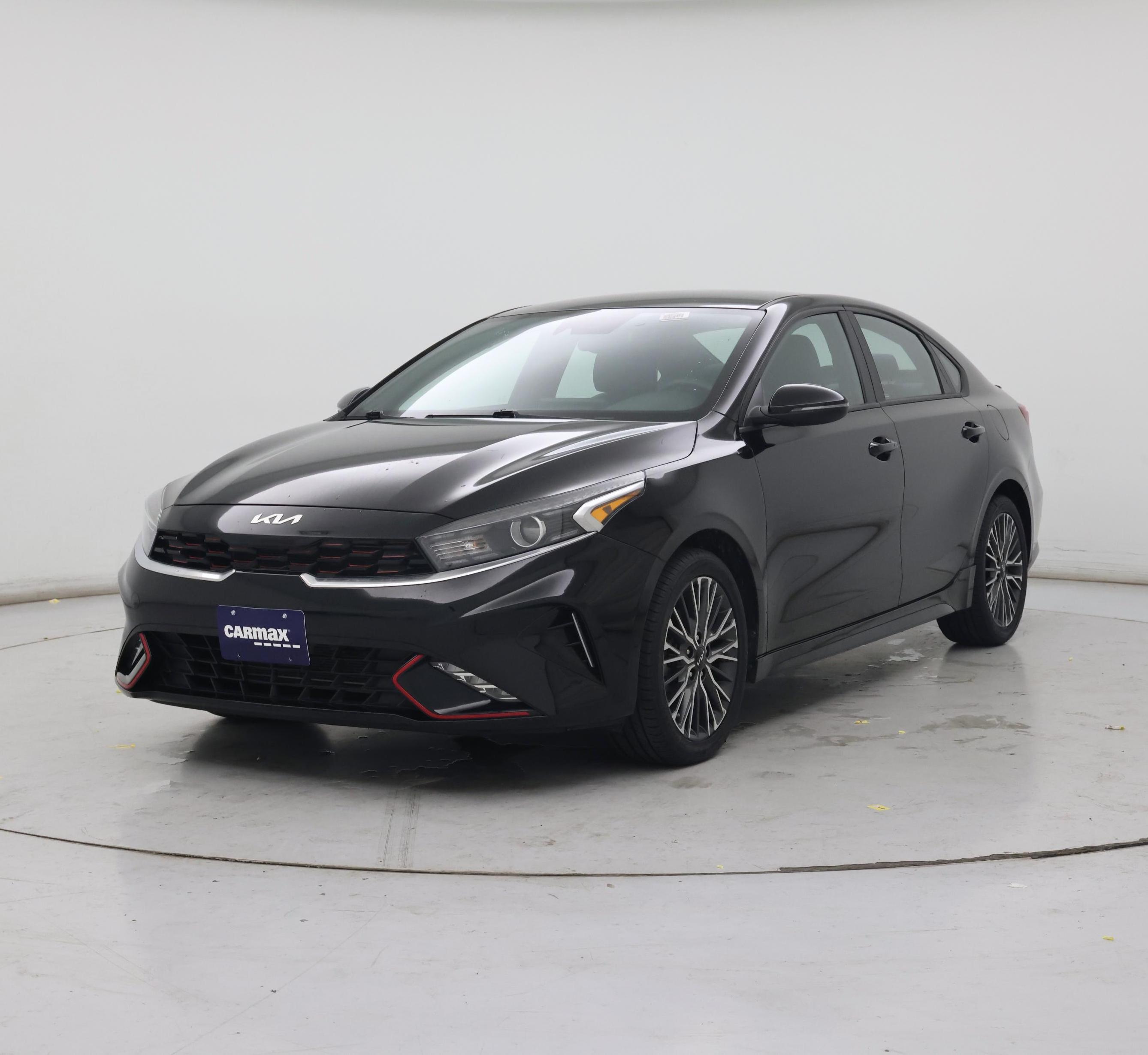 Thumbnail: 2023 Kia Forte - 4