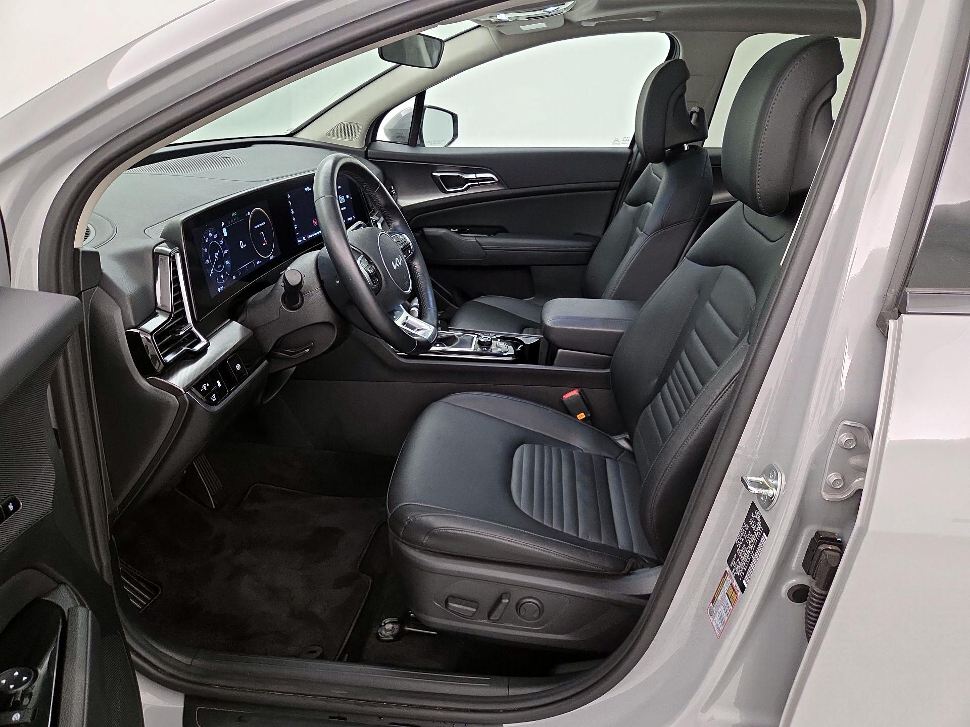 Thumbnail: 2025 Kia Sportage - 11