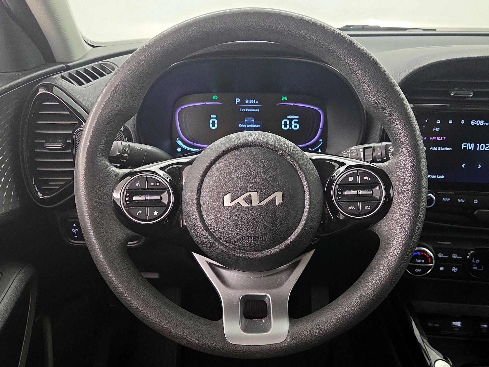 Thumbnail: 2023 Kia Soul - 10