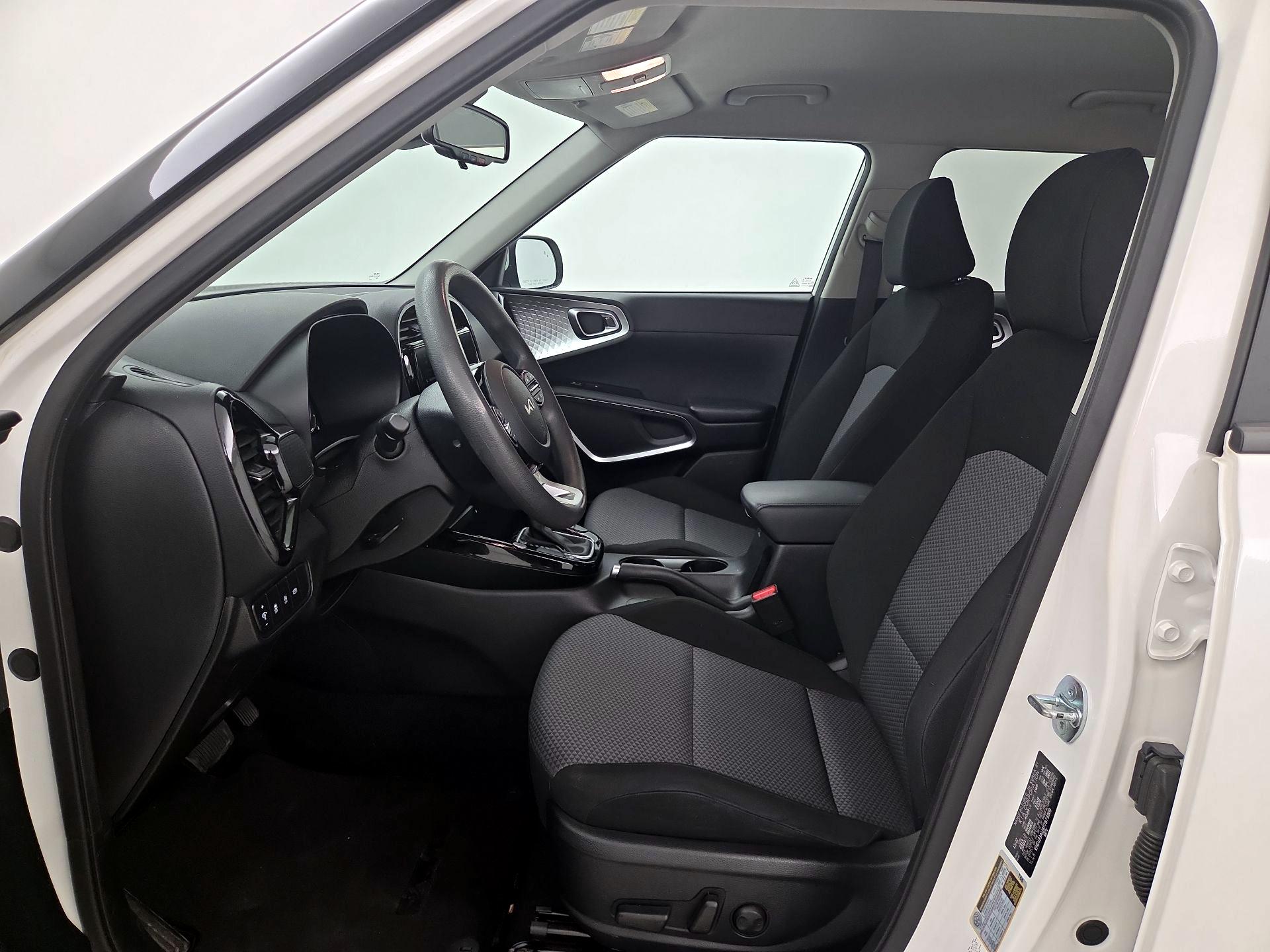 Thumbnail: 2023 Kia Soul - 11