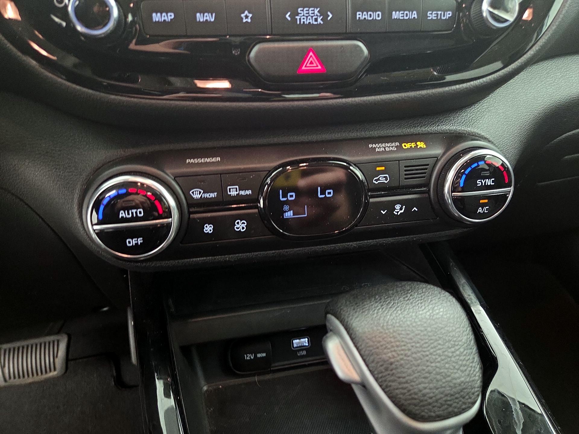 Thumbnail: 2023 Kia Soul - 17