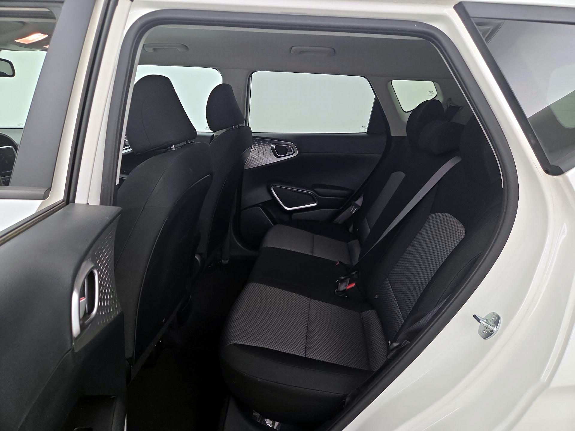 Thumbnail: 2023 Kia Soul - 20