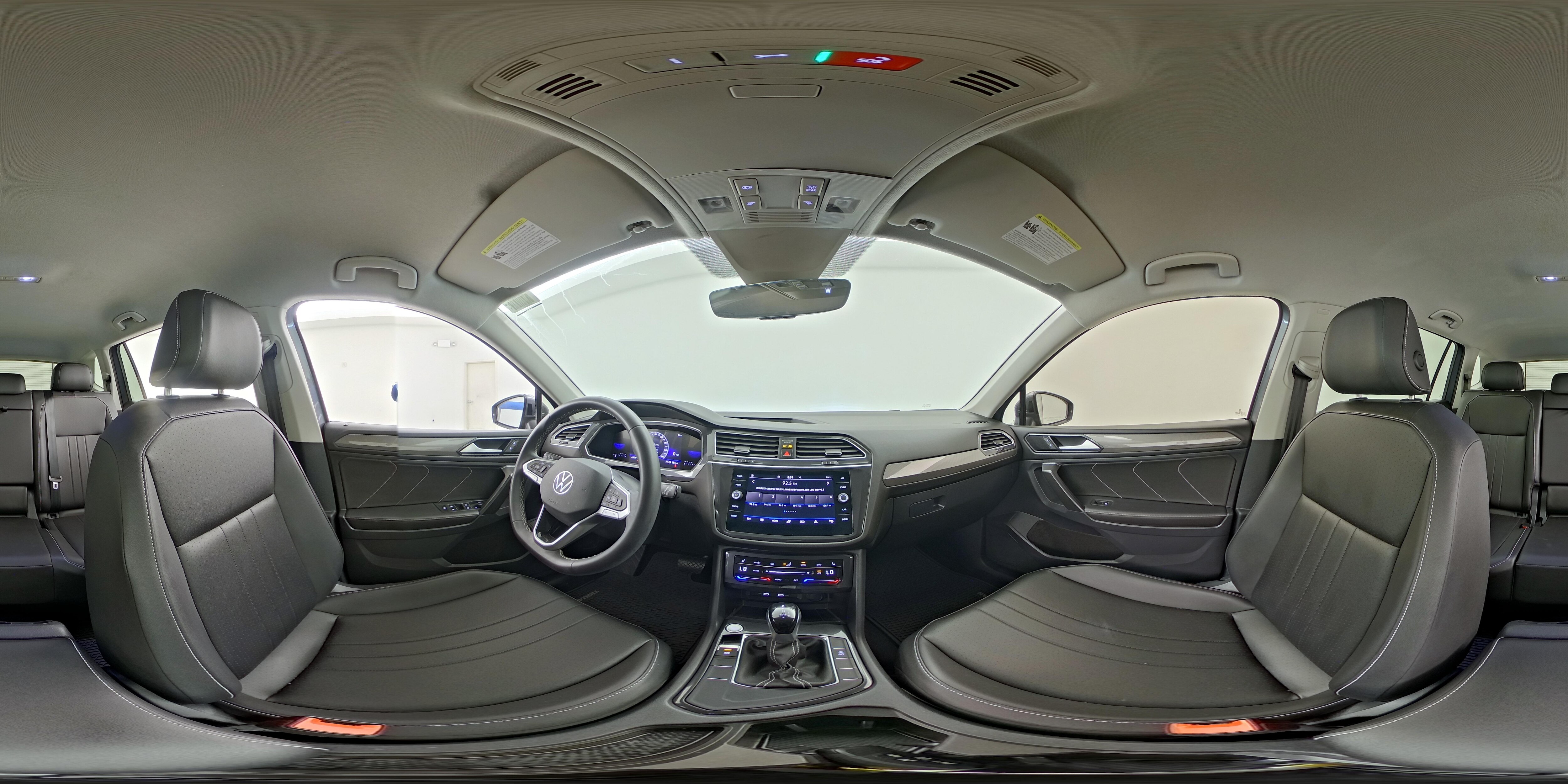 2023 Volkswagen Tiguan SE - Photo 24
