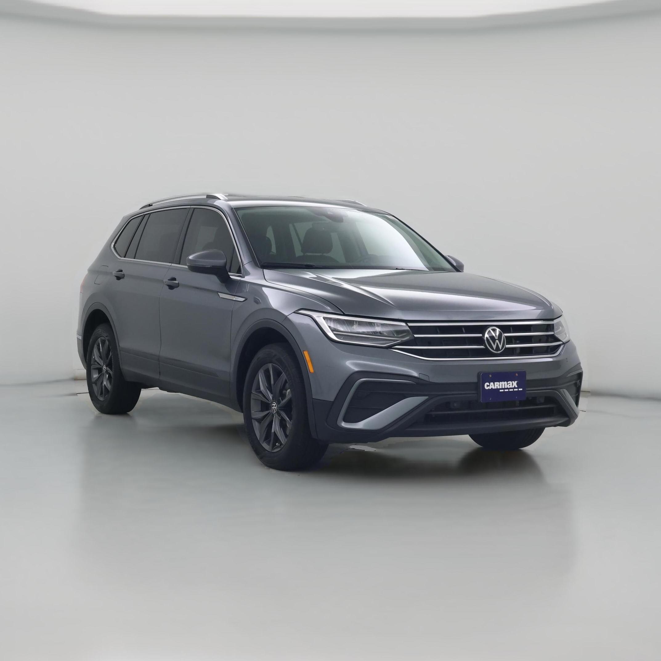 Thumbnail: 2023 Volkswagen Tiguan - 1